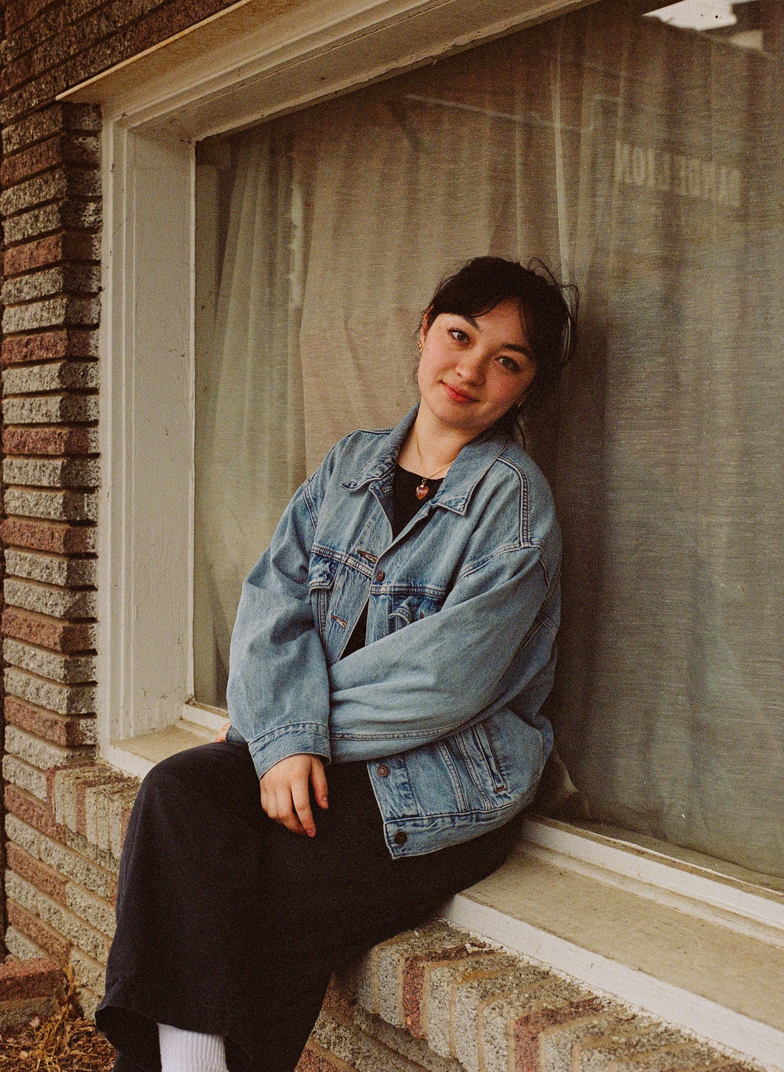 mxmtoon - I Fall In Love Too Easily (Single)