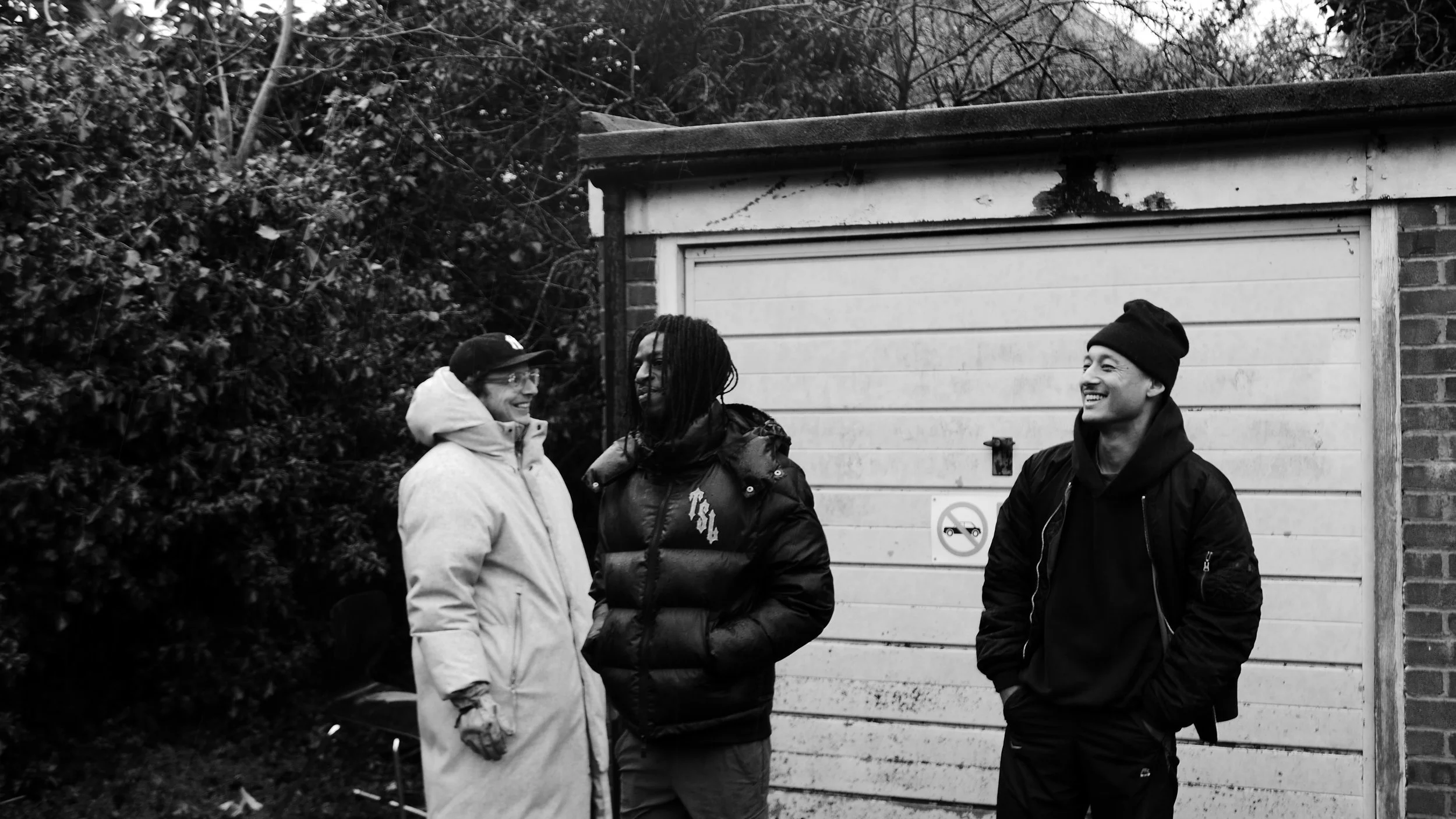 KITSCHKRIEG x Dré Six ft: 163Margs - London’s Calling (Official Video)