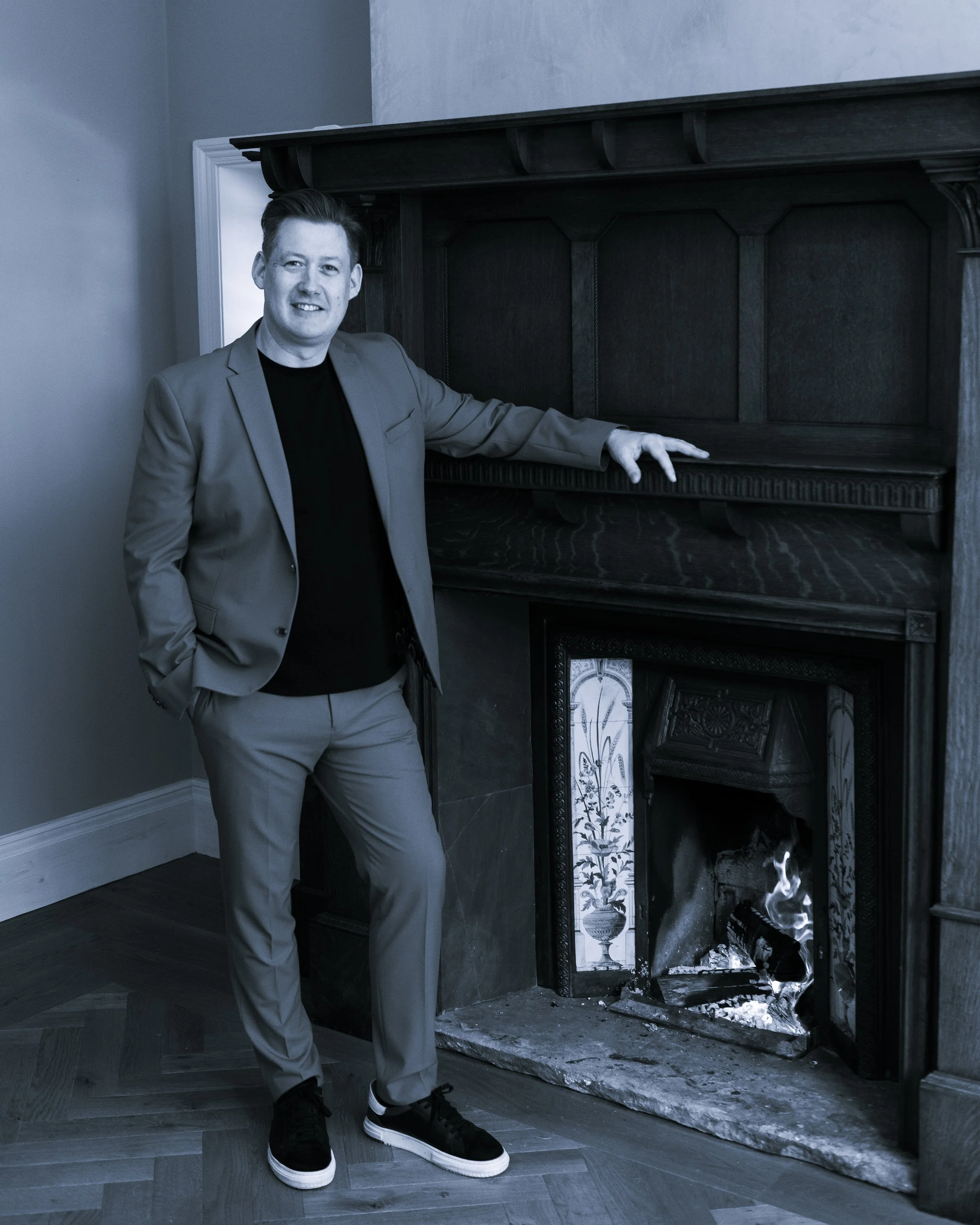 Paul Stone &amp; The Basement Collective - The Shadow Of Your Smile (Single) + 10 Questions