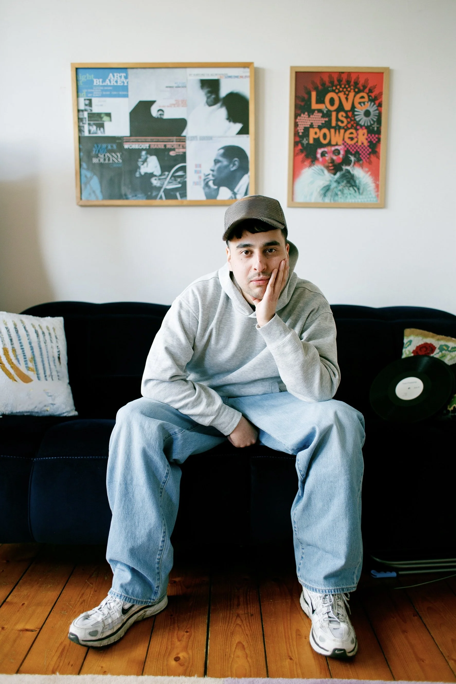 Sonedo ft: Kyi Sinclair - Tailor Made (Single)