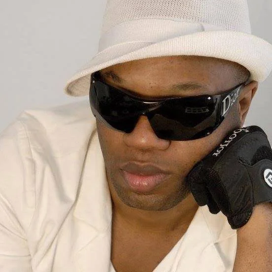 Terry Jee - Rainy Day Love (Single)