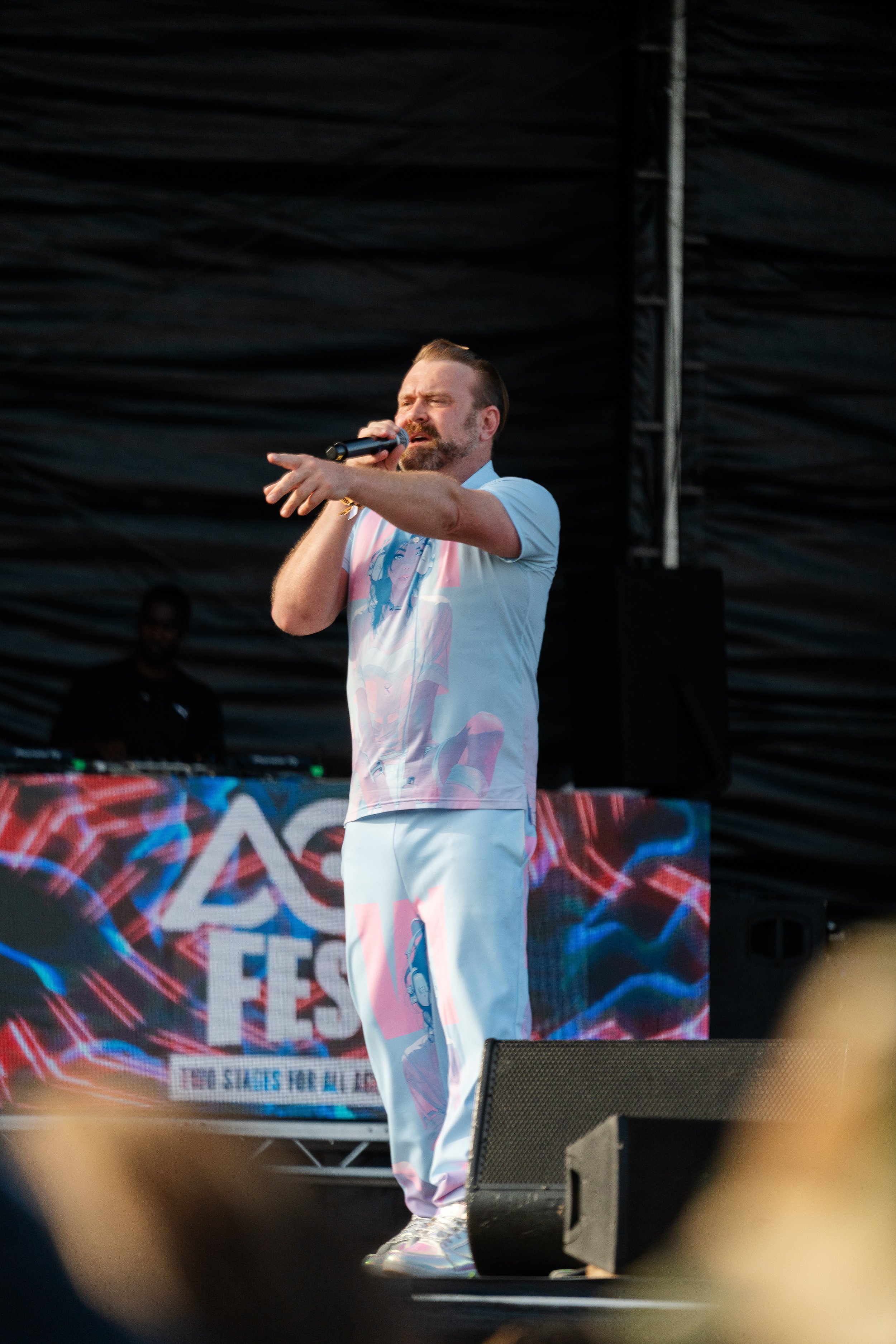 Daniel Bedingfield(1).jpg