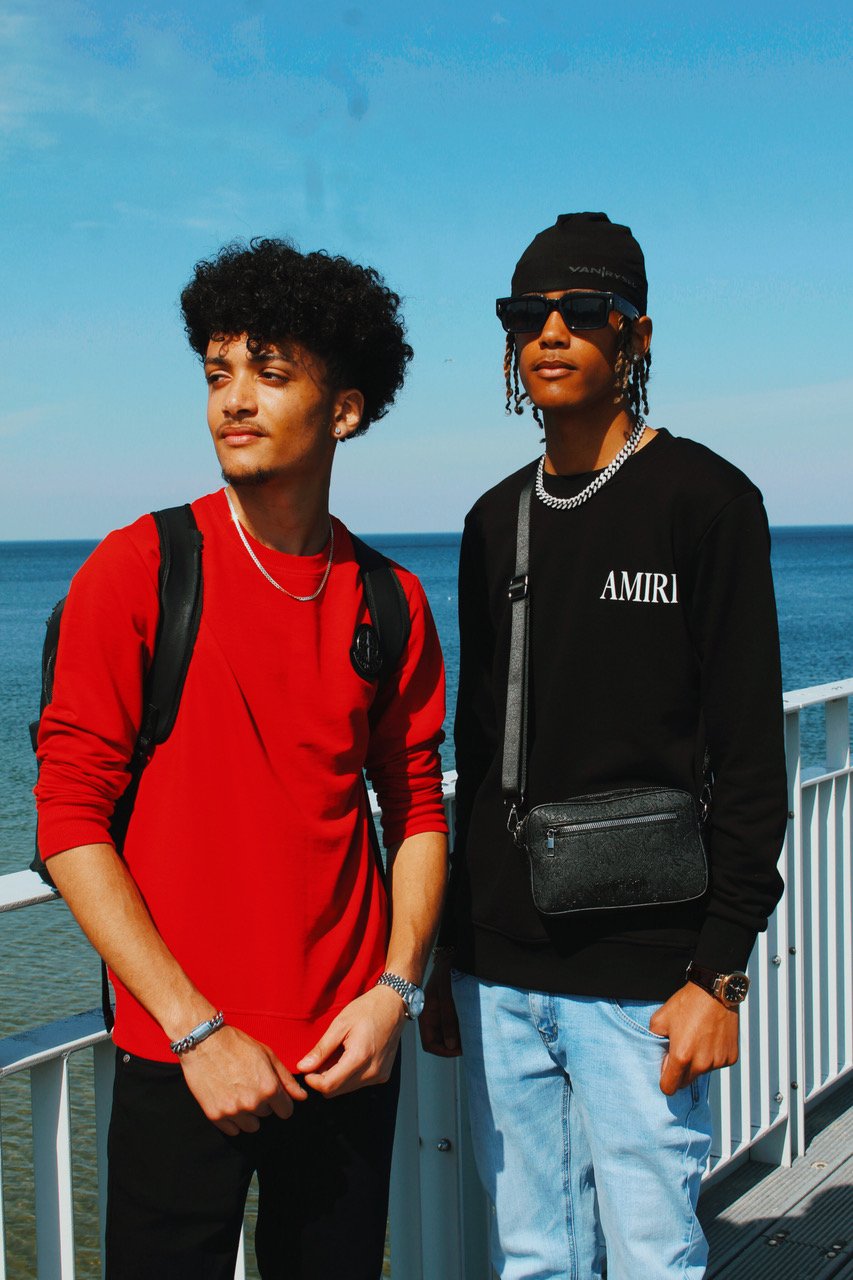 Osaze &amp; Marcus ft: ODUMODUBLVCK - Splendid (Remix) (Single)