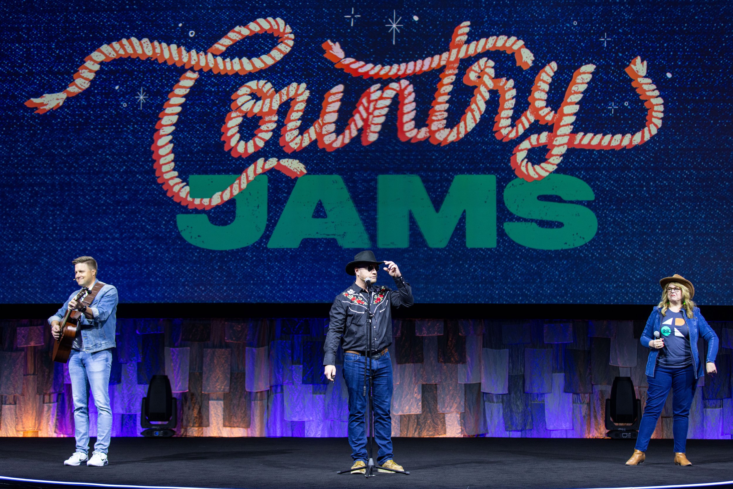 2023 Redefine Day 1 - General Session - Slow Jams-8-HiRes.jpg