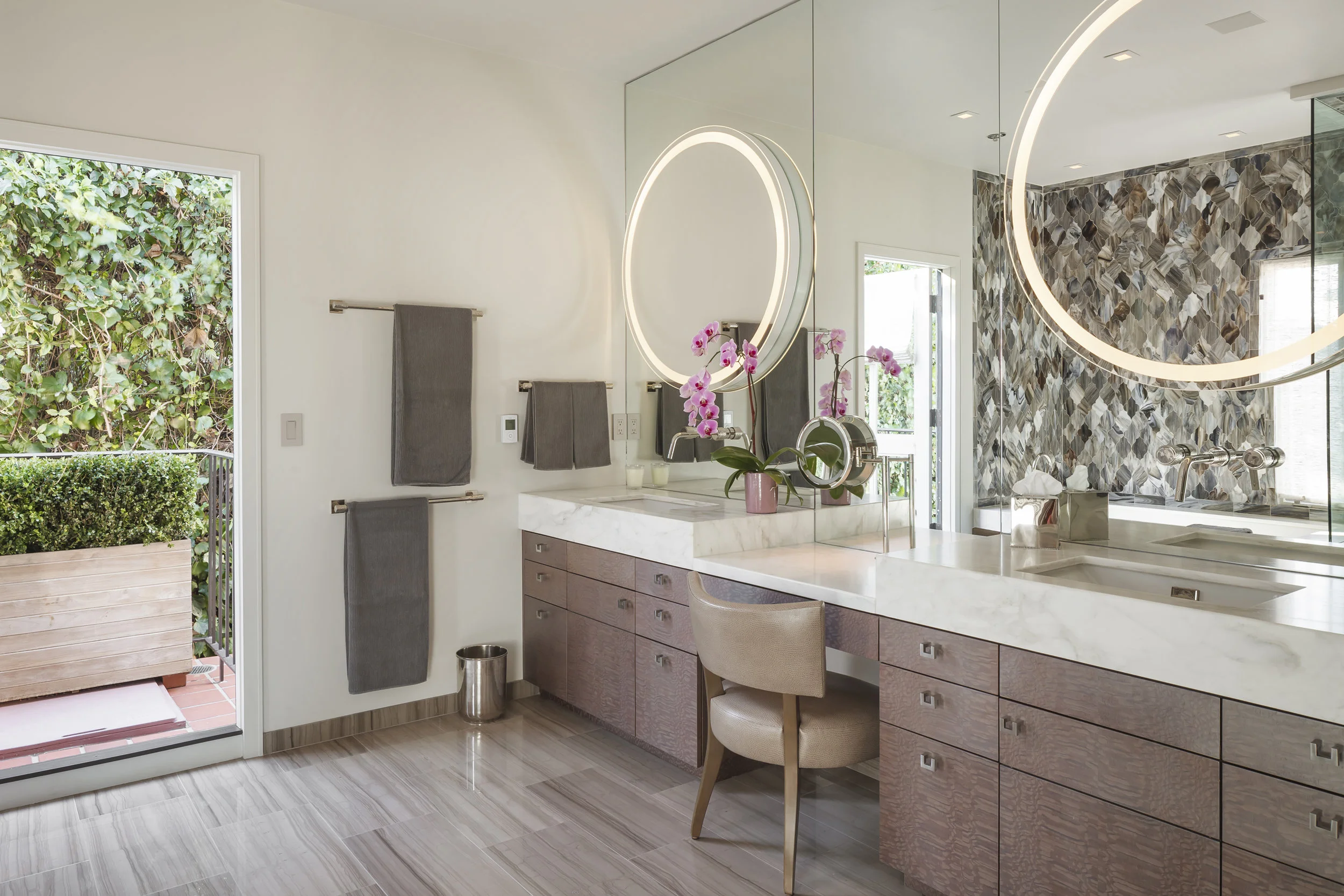 Master_Bath_3372.jpg