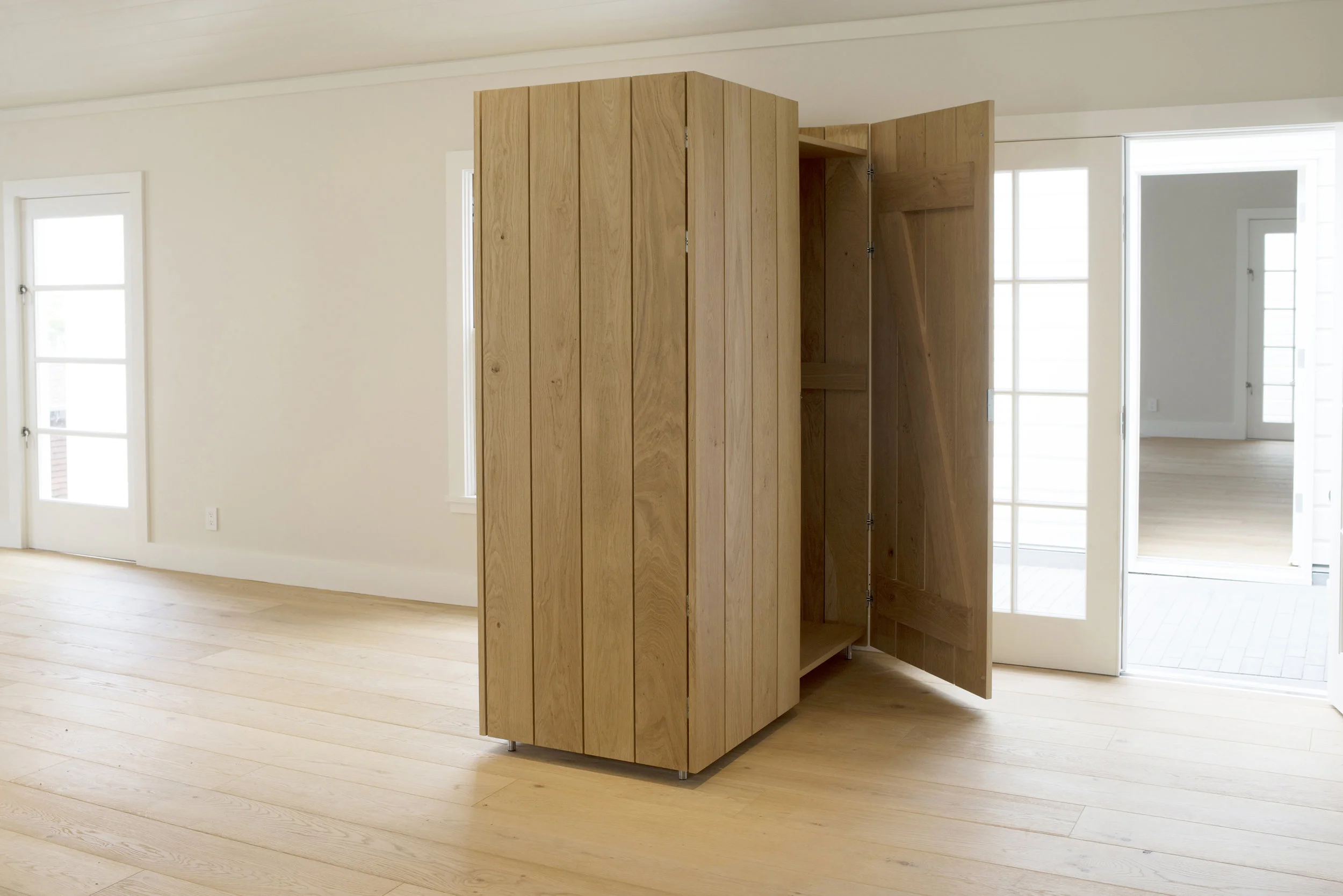 Int58 unit D oak block open.jpg