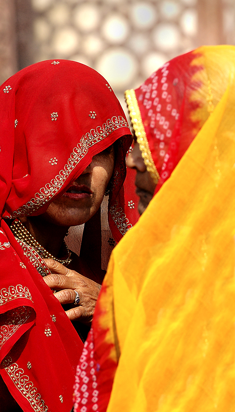 AMANDA JOHNSON Women of India .jpg
