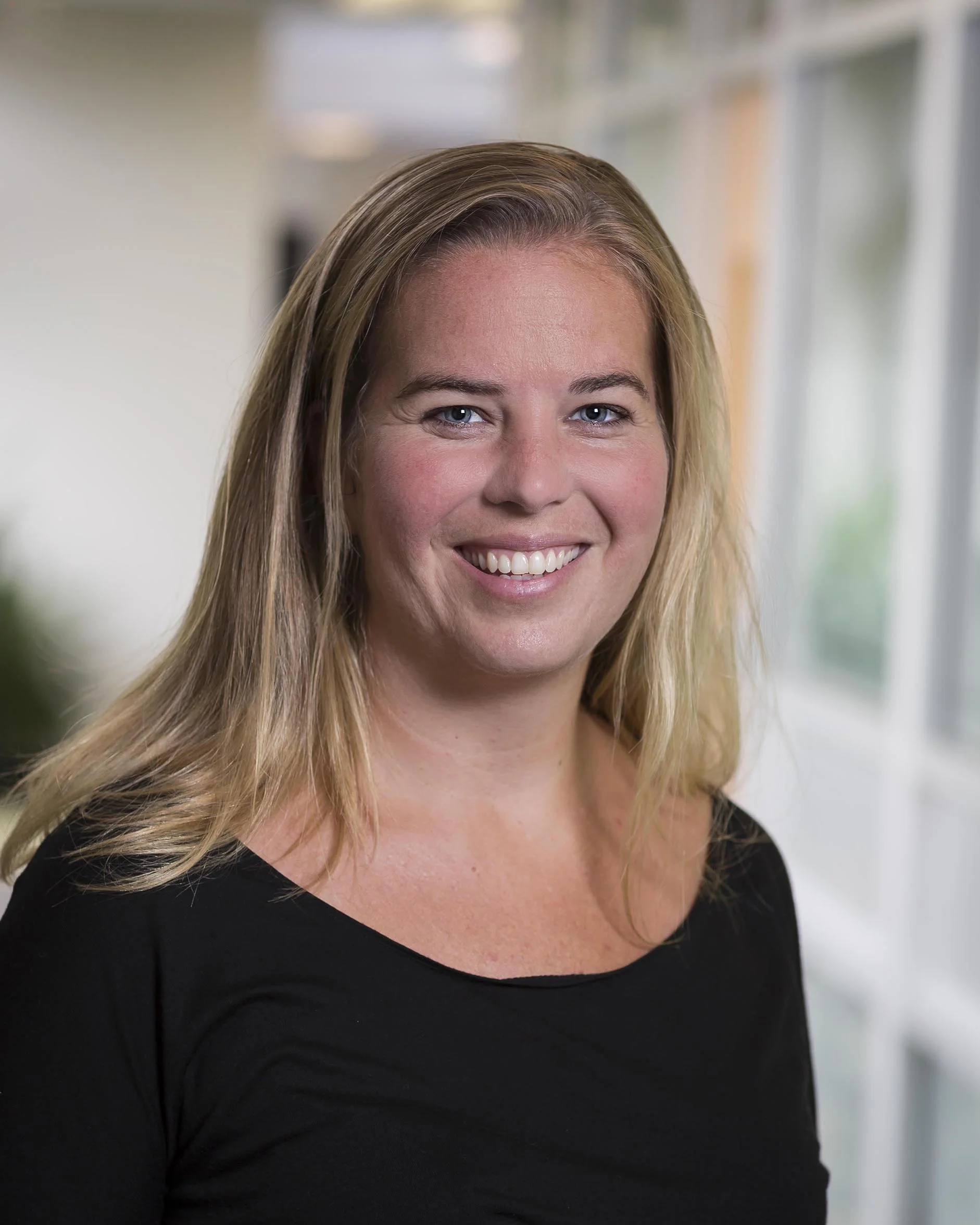 Kerri-Buschel.jpg