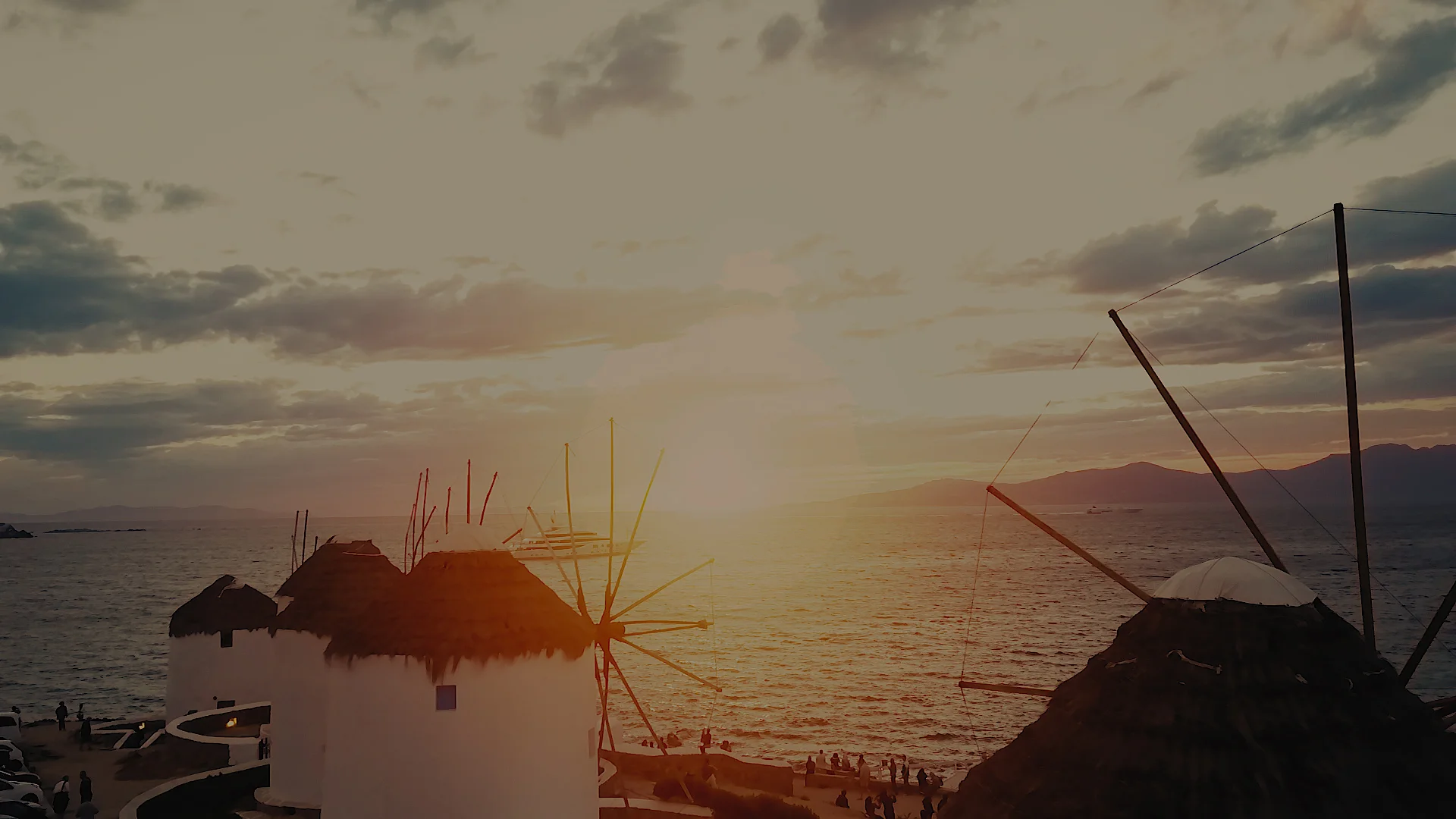 Mykonos instagram casamento.00_00_01_05.Still001.jpg