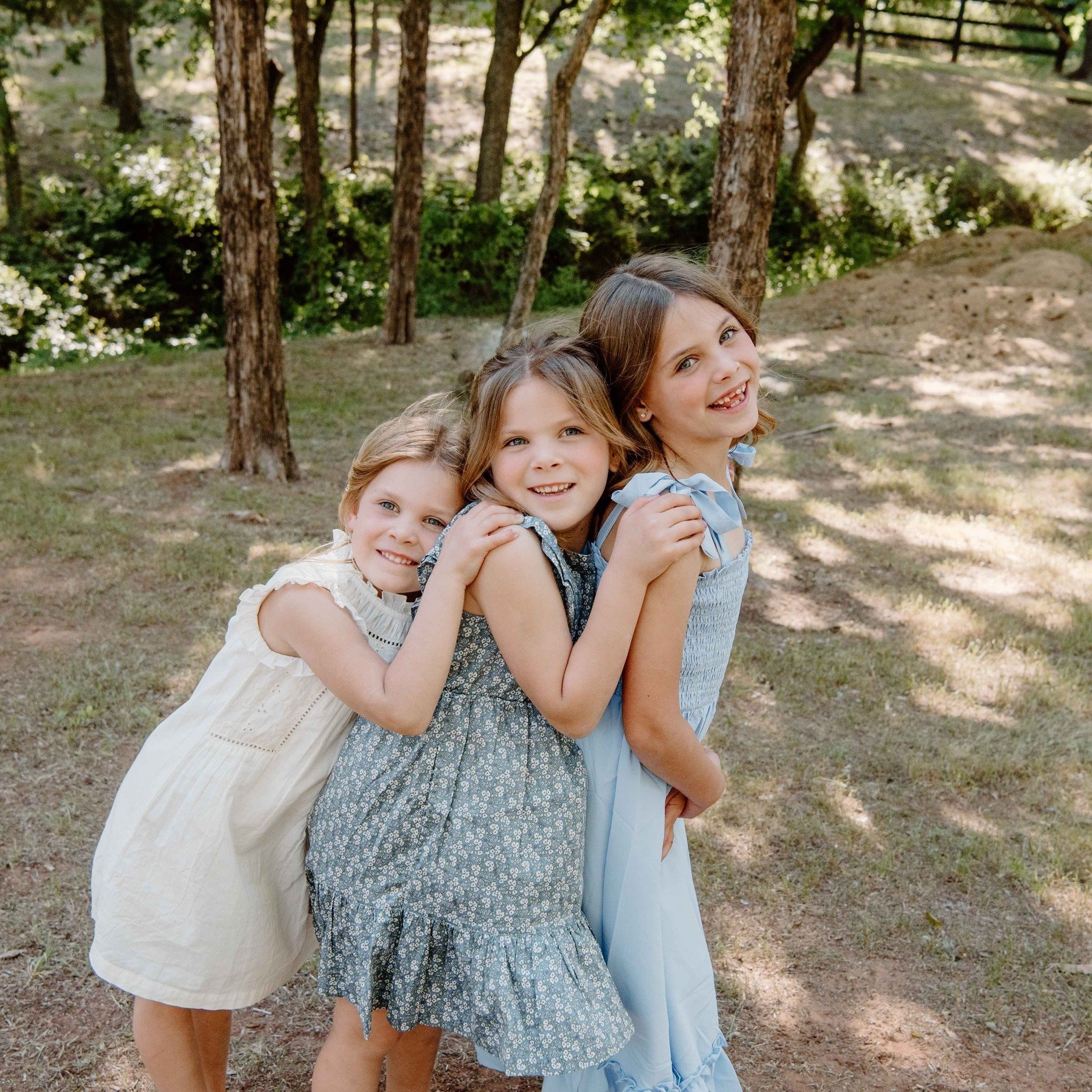 Sister photos taken @jacksplacebarnvenue