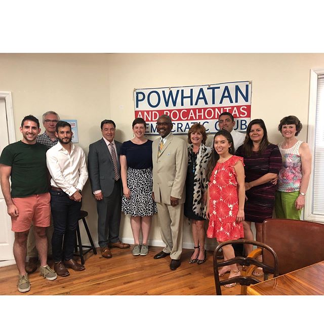 Last night we were happy to welcome @repgregorymeeks and @gibbonsforqueenscivilcourt to speak with our board members as we looked ahead to an exciting 2019! 
Stayed tuned for some fun upcoming events!!!- #democrats #queens #astoria #politics #2019 #d