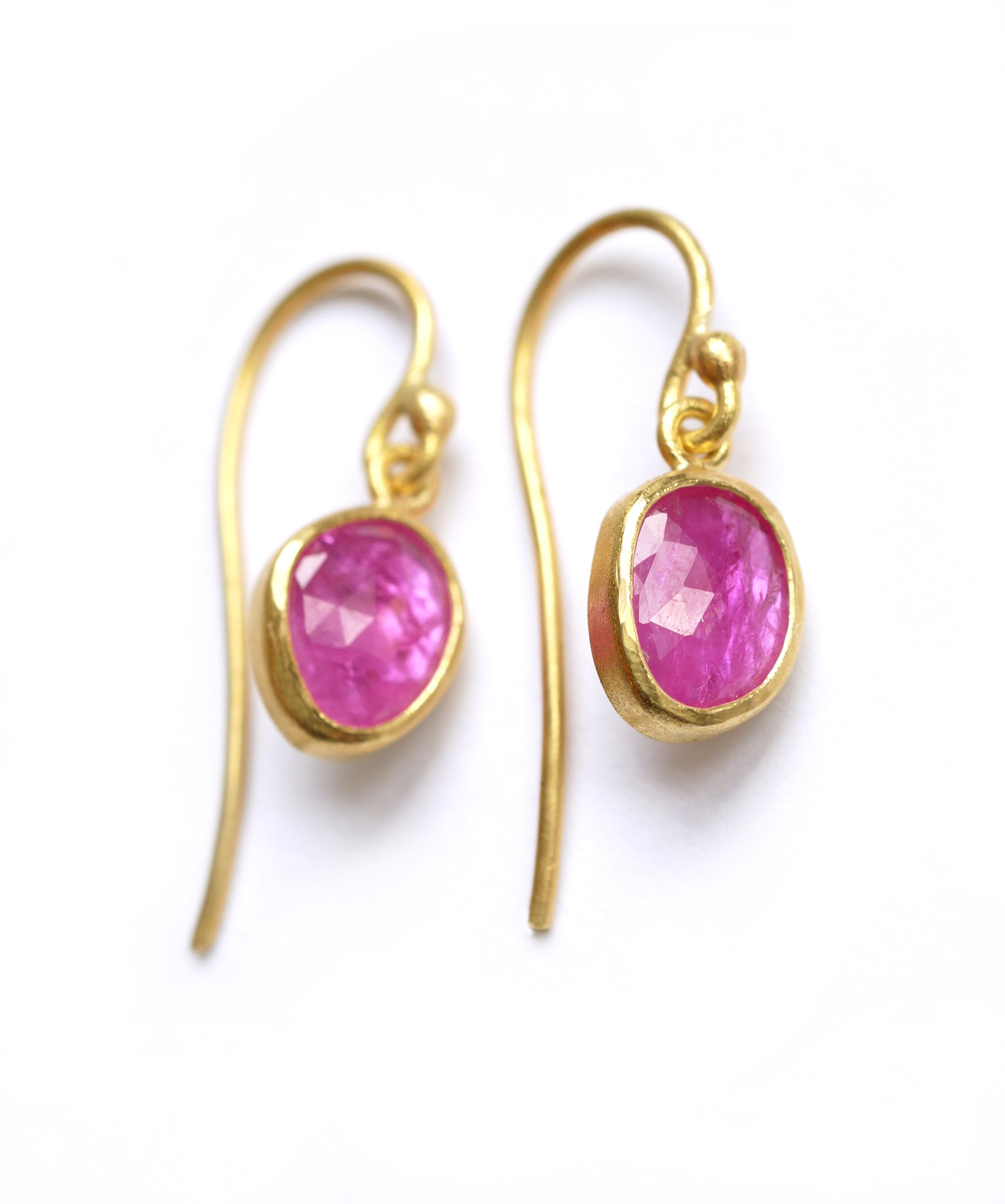 earrings_pinkruby2.jpg