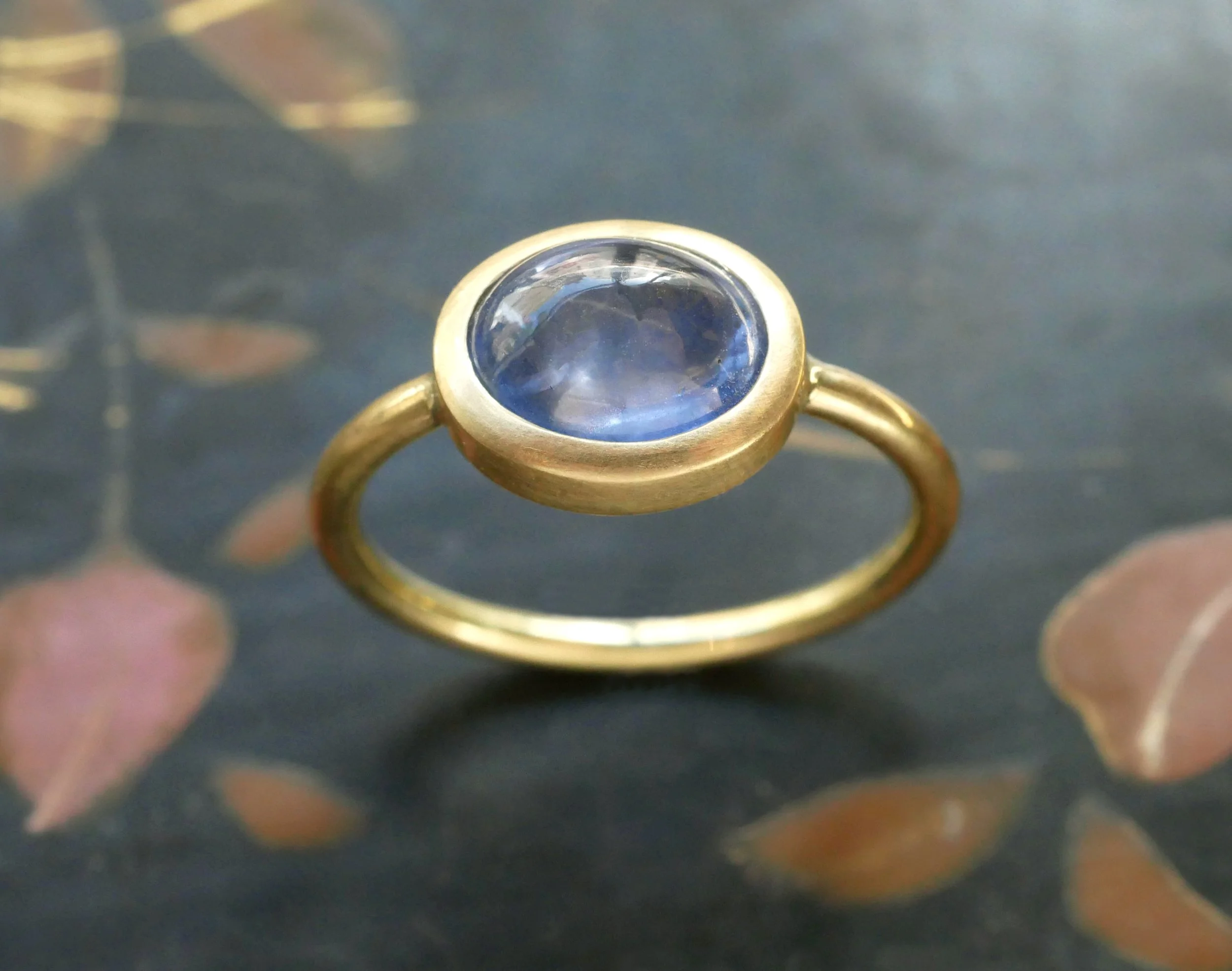 ring_lavandersapphire1.jpg