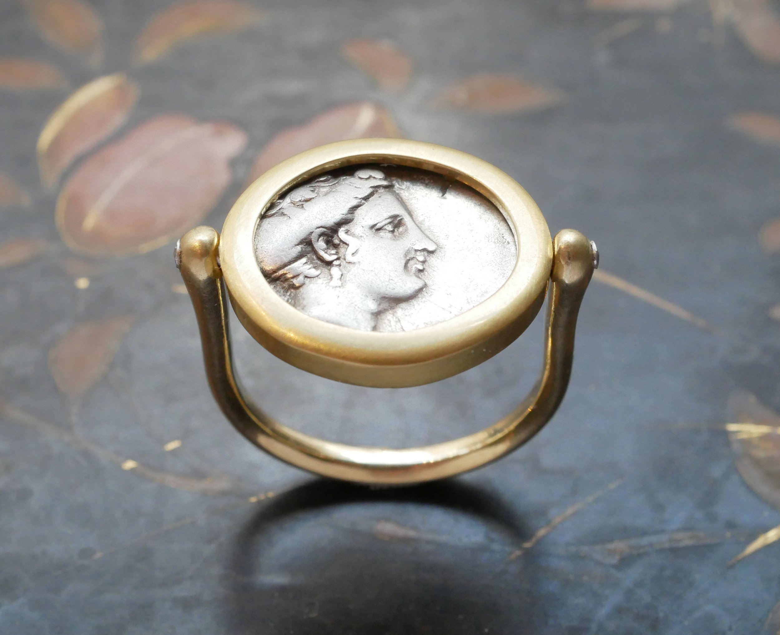 ring_nymphegold1.jpg