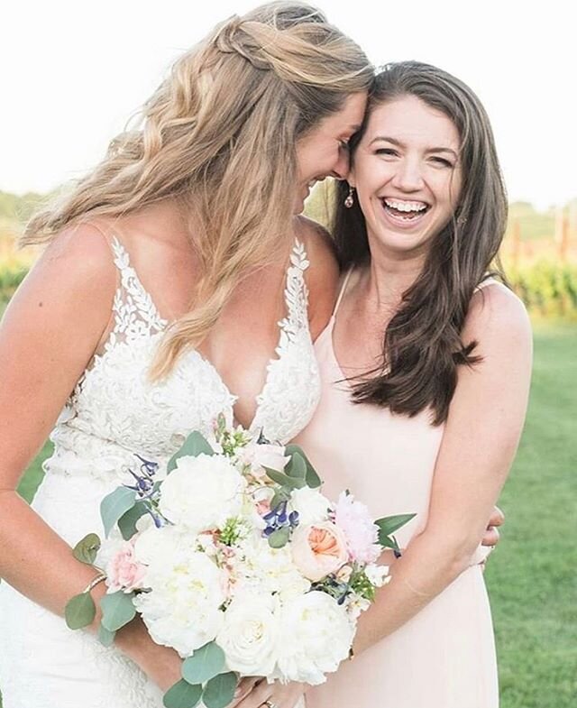 Nothing better than a laugh with your bestie - especially on your Best Day Ever!