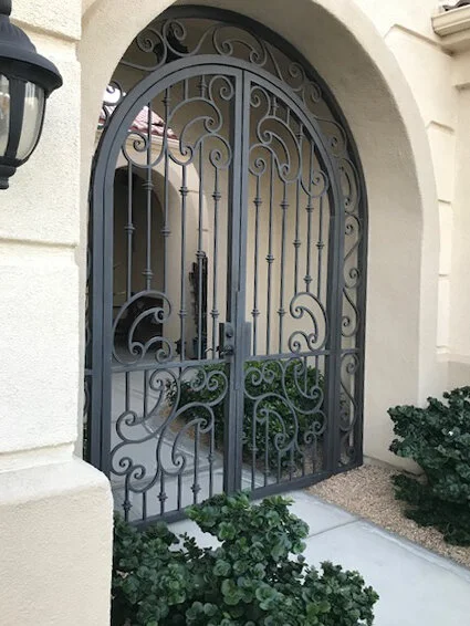 e&c_doors_f.jpg