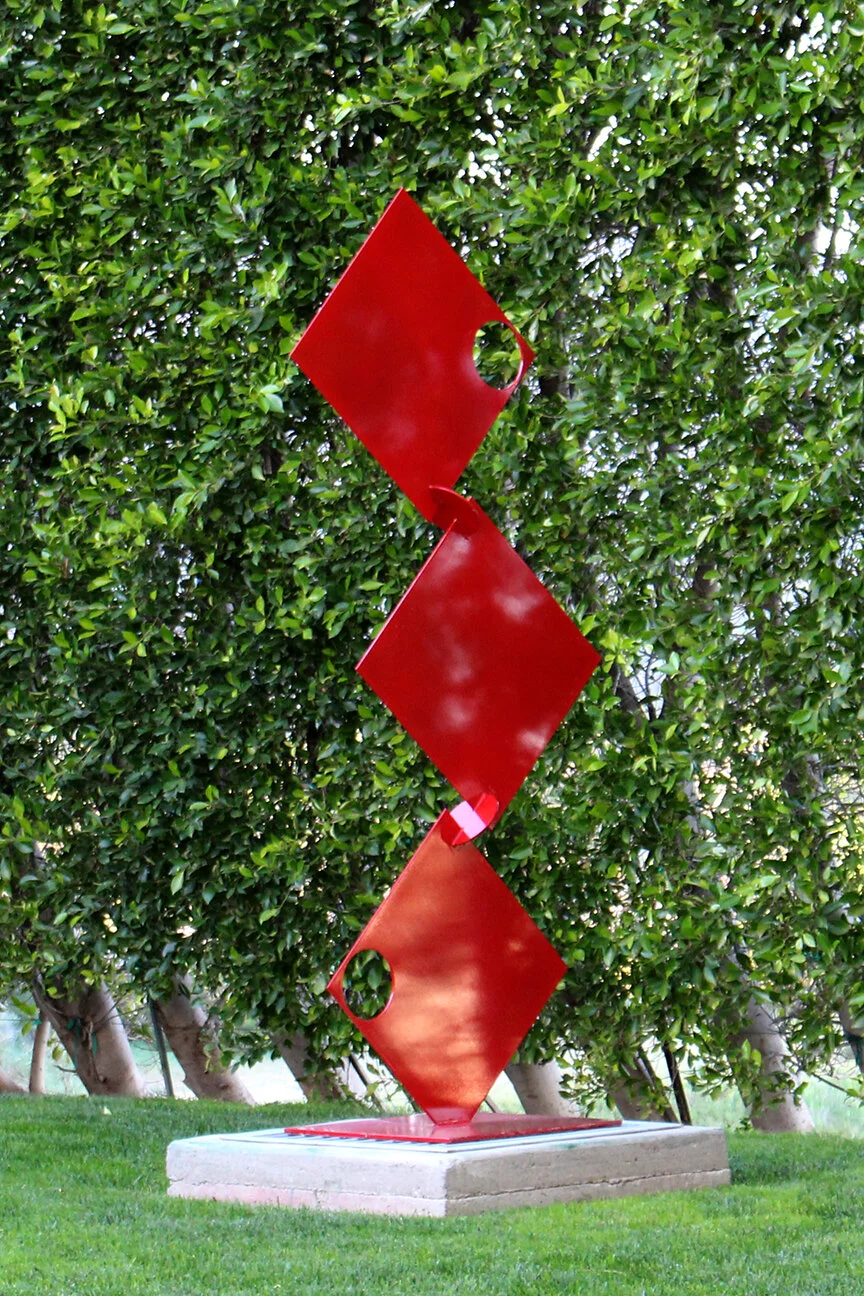 e&c_sculpture_k2.jpg