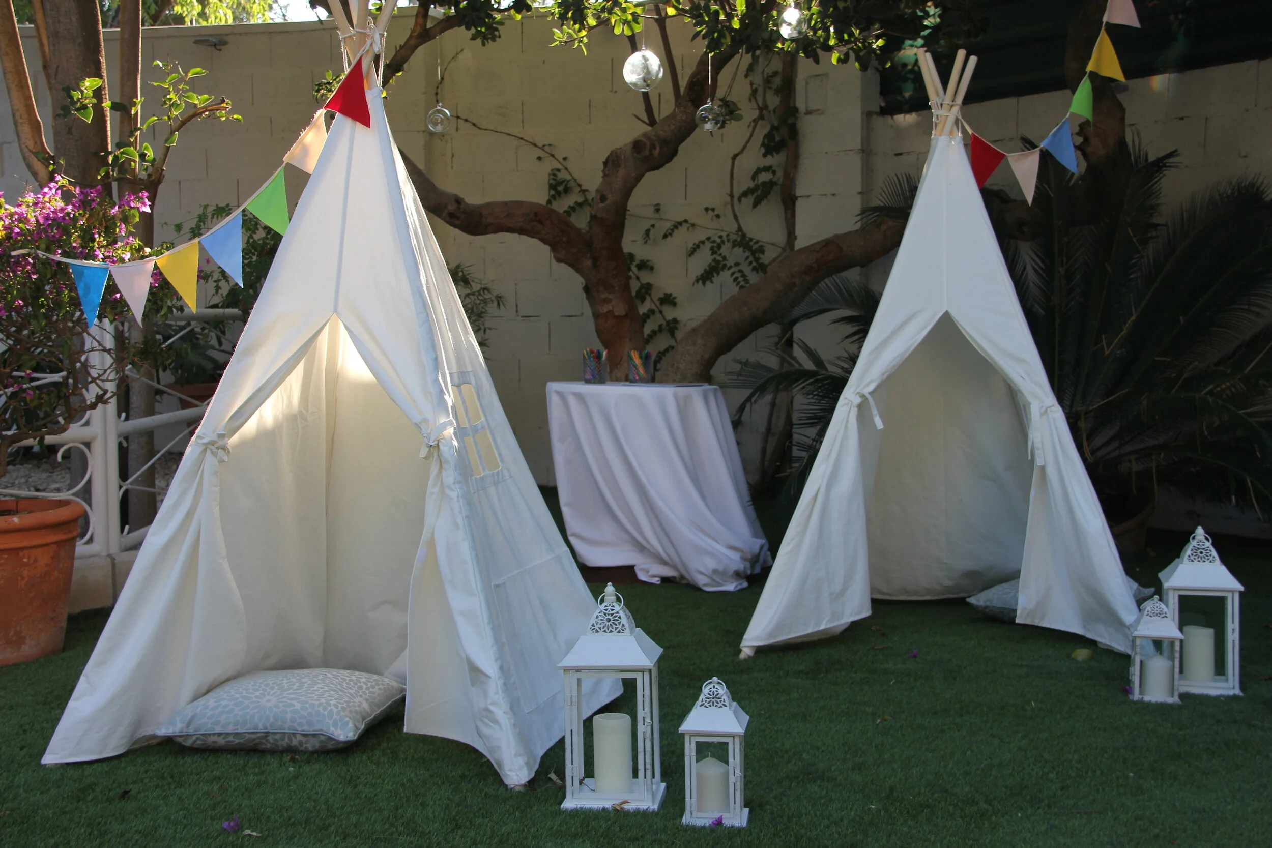 WEDDING TIPIES FOR CHILDREN ,  WEDDING ENTERTAINMENT FO R CHILDREN