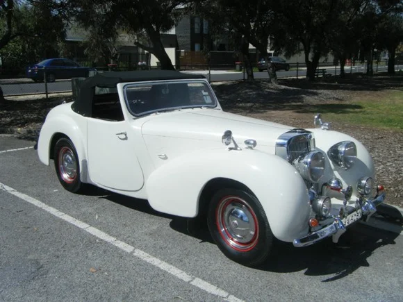 triumph49rhf1.JPG