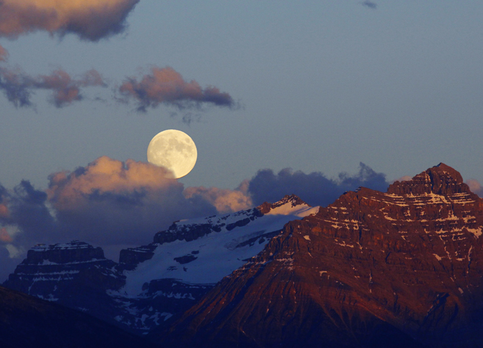 Moon over Mt Kerkeslin