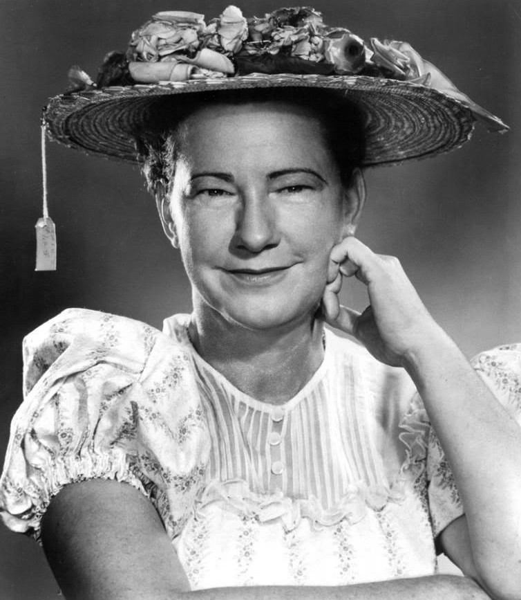 Minnie Pearl, circa 1965. Public domain image courtesy of Wikipedia Commons.