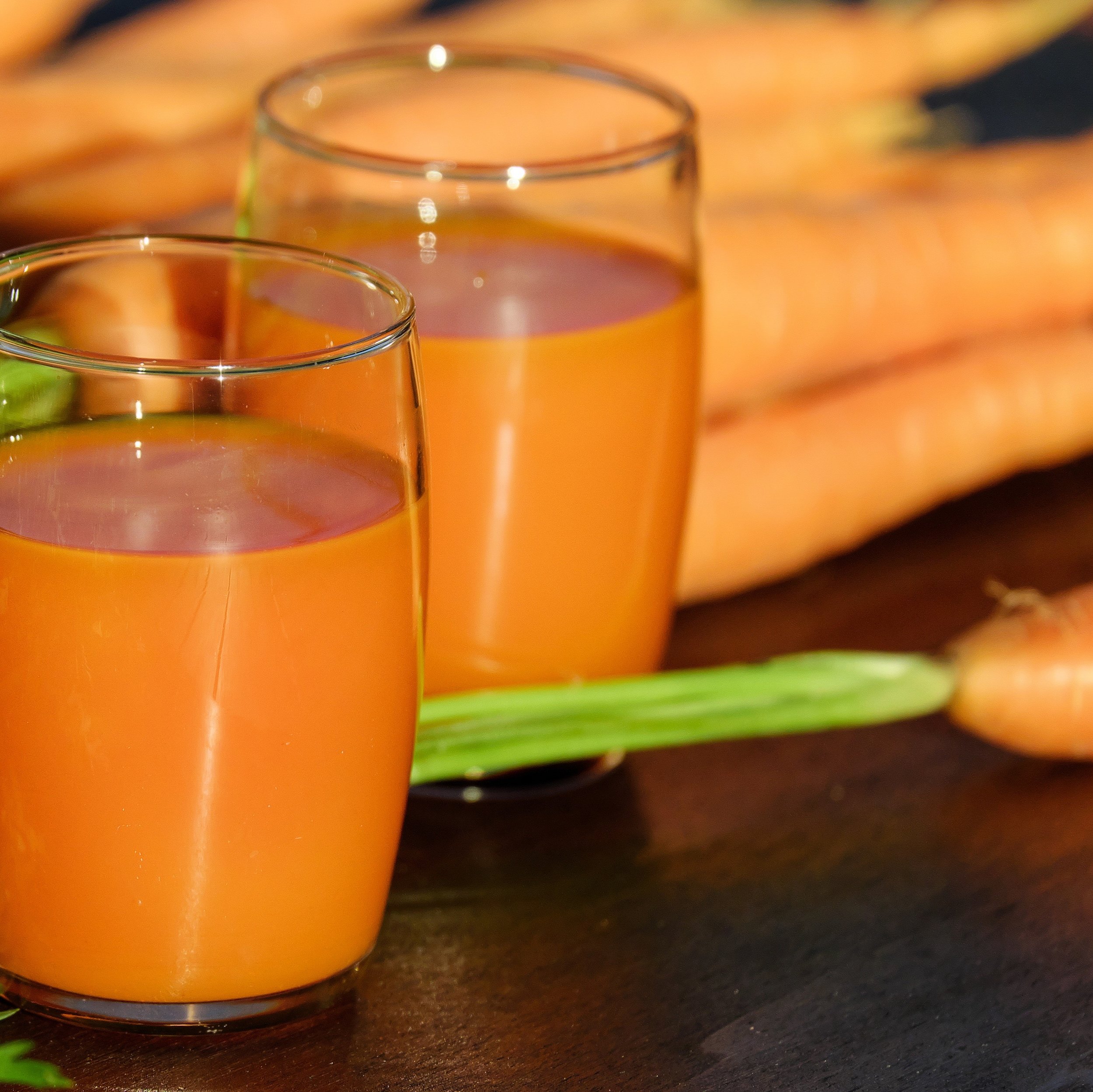 carrot-juice-juice-carrots-vegetable-juice-162669.jpeg