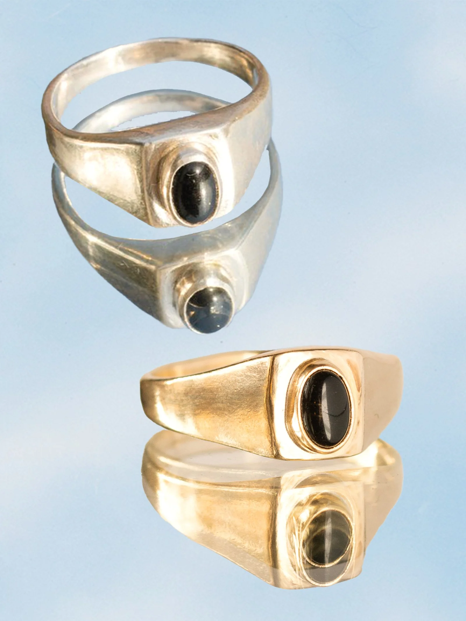 Stone Portal Signet Ring ✸ Onyx