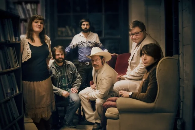 Salvation-Alley-String-Band-Portrait_01.jpg