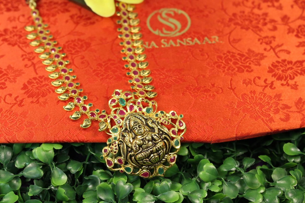 22kt Temple Jewellery 1.jpg