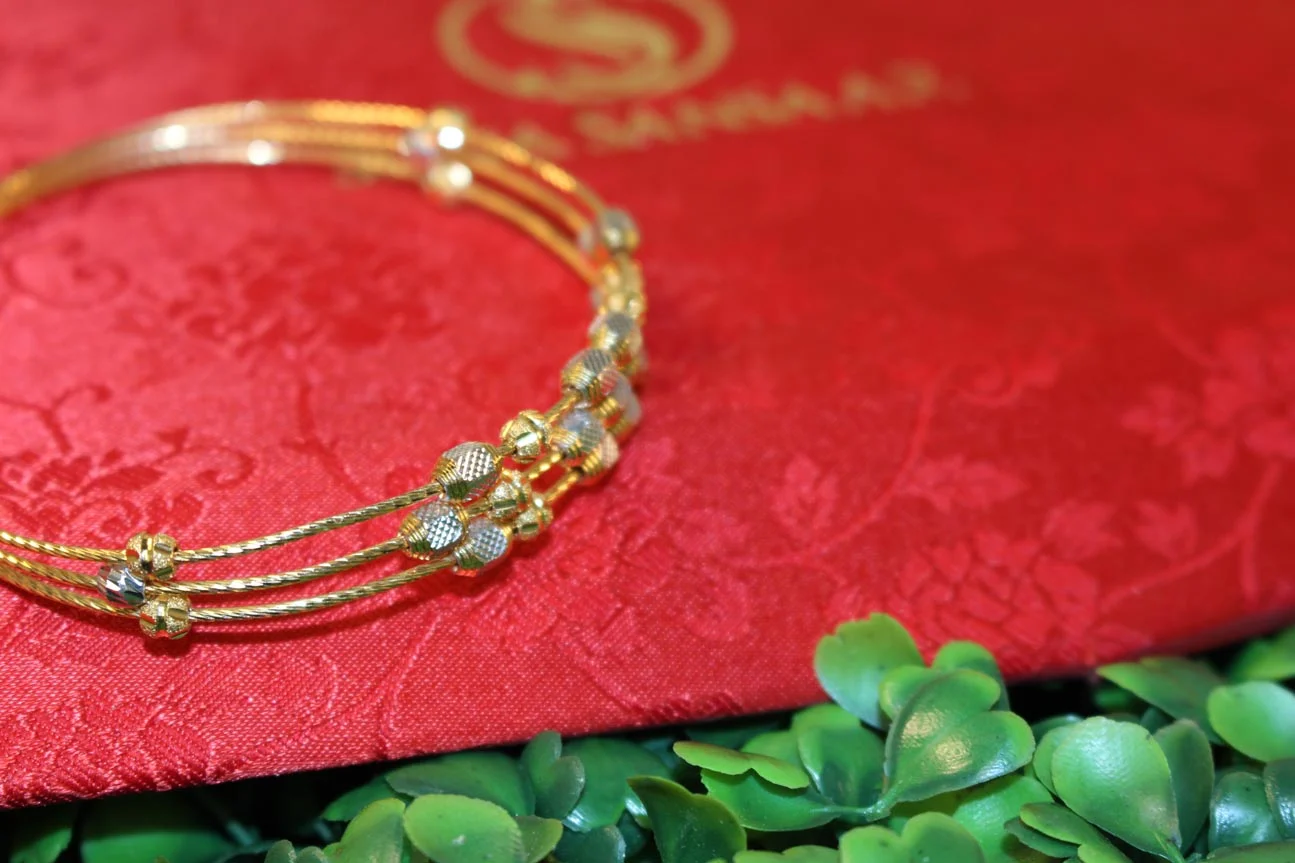 Two Tone 22kt Italian Bangle 2.jpg