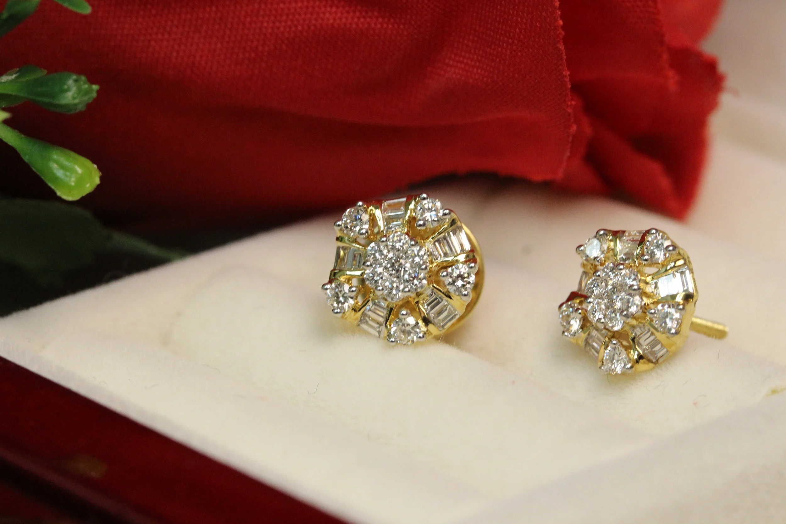 Round Shaped Diamond Earrings with Baguettes