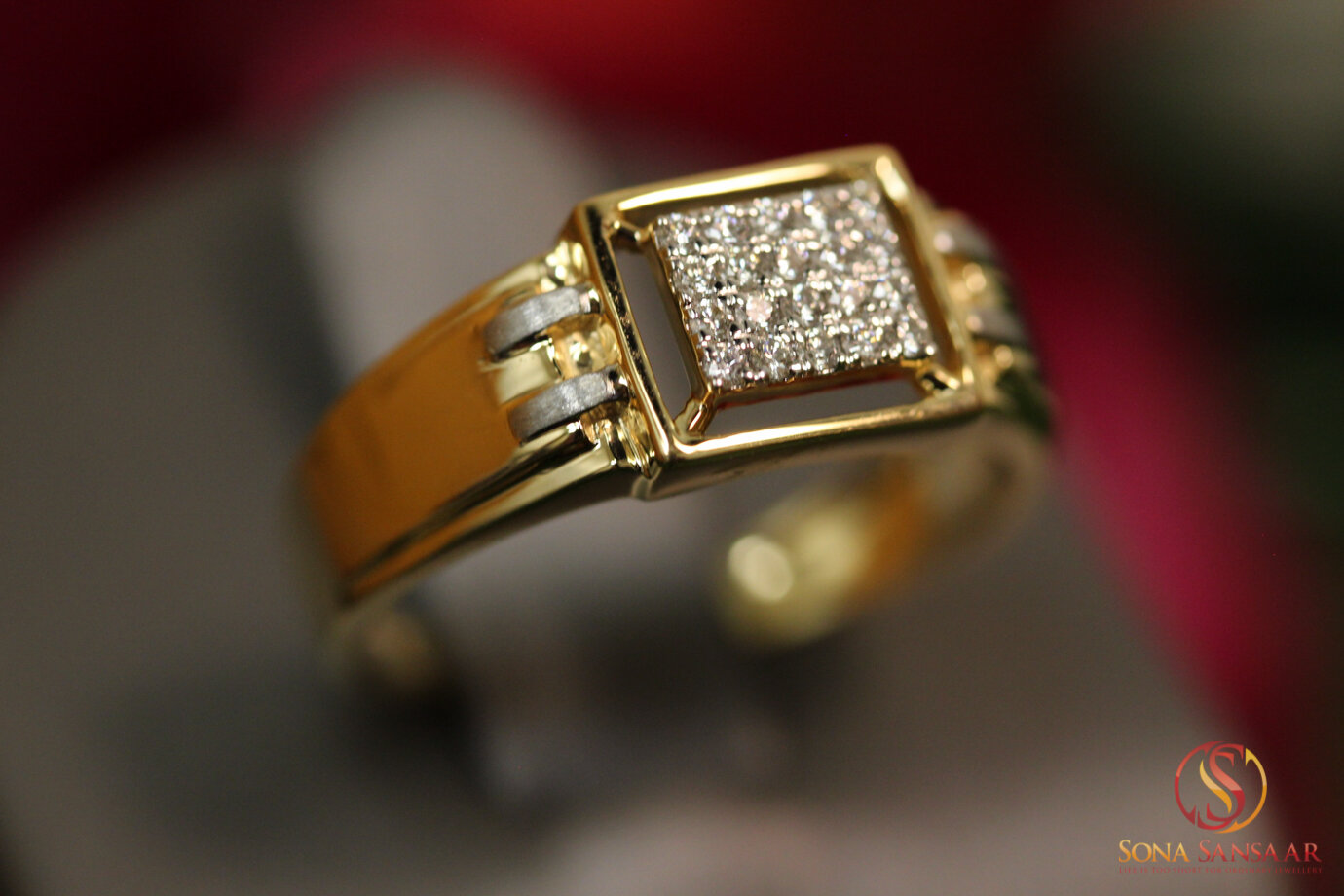 Rectangular Face Diamond Ring 