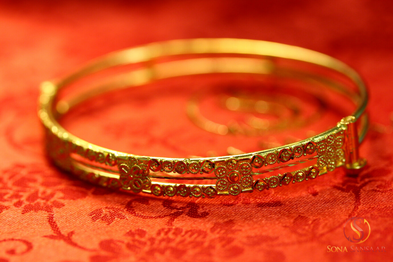 Floral Style Two-Row Bangle with Screw Clasp