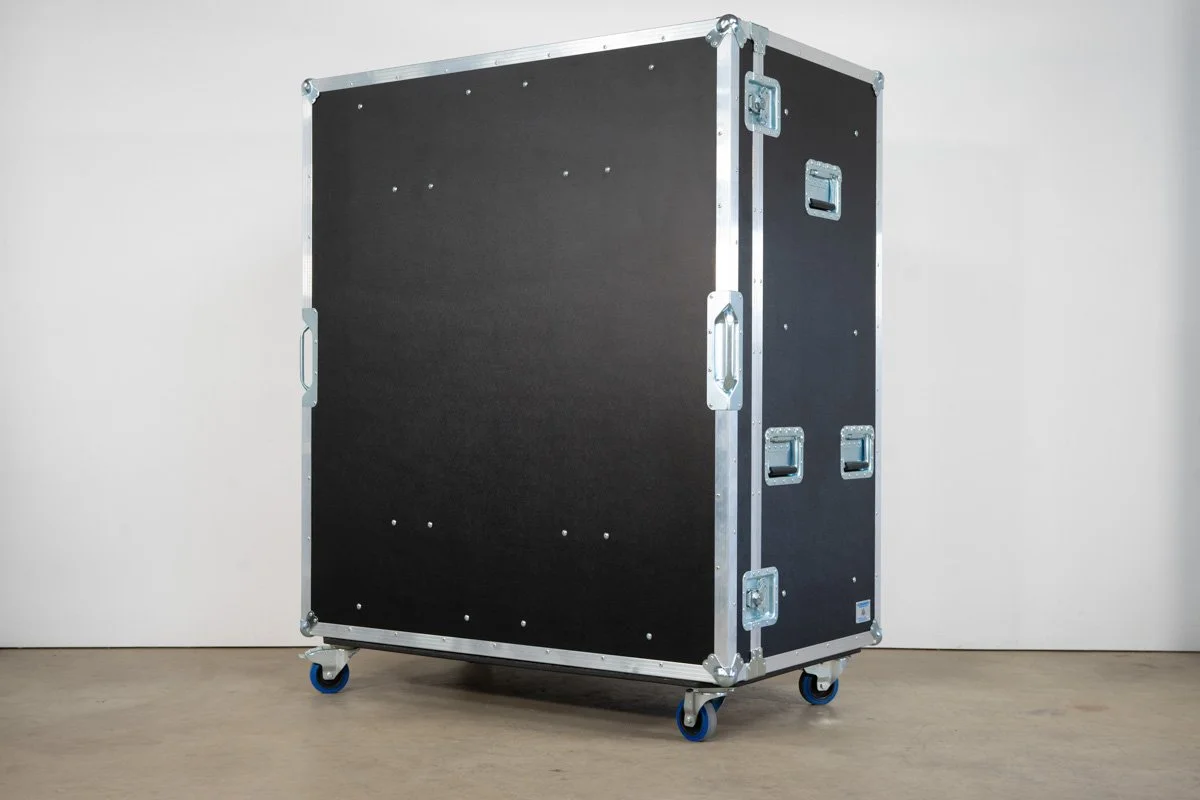 _slamhammer_kitchenette_custom_amenities case_shockmount_closed_.jpg