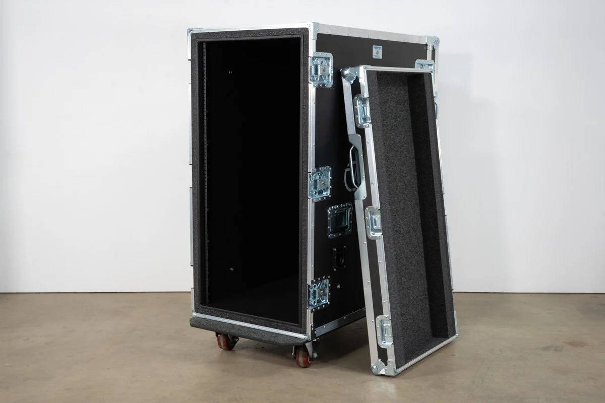 _slamhammer_rack_custom_removable lid_24U_stencil_shockmount_.jpg