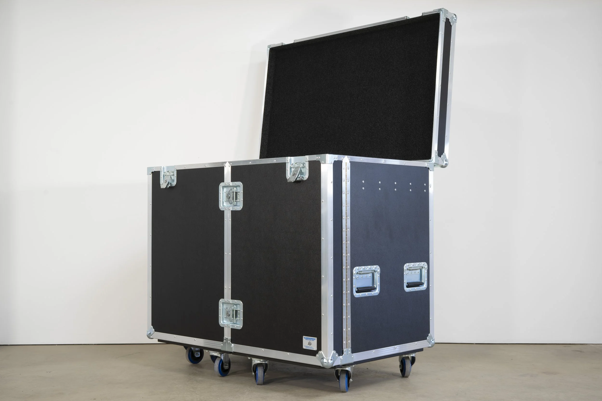 ev-evolve70-kit-dual-door-split-clamshell-7.jpg