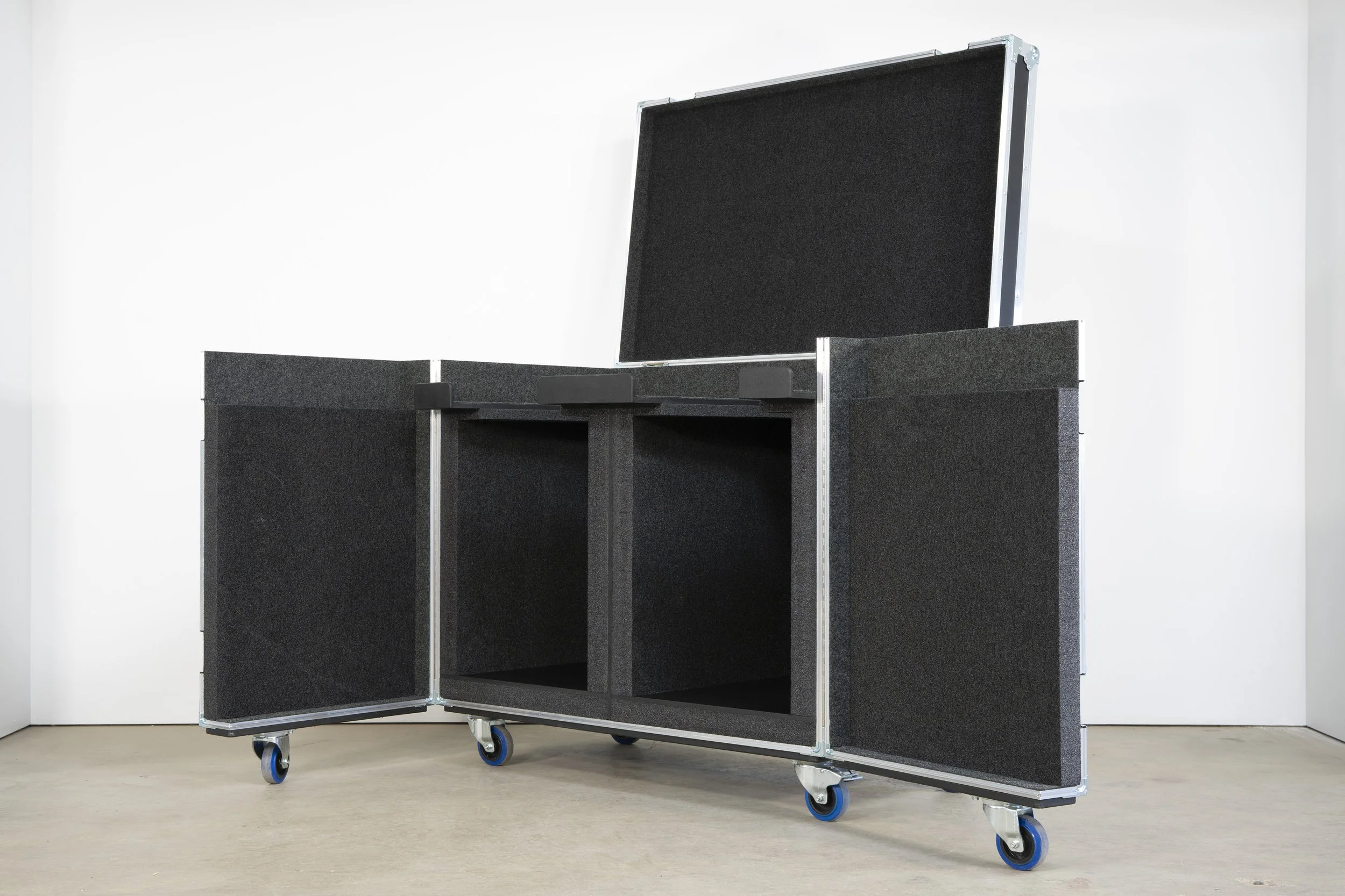 ev-evolve70-kit-dual-door-split-clamshell-9.jpg