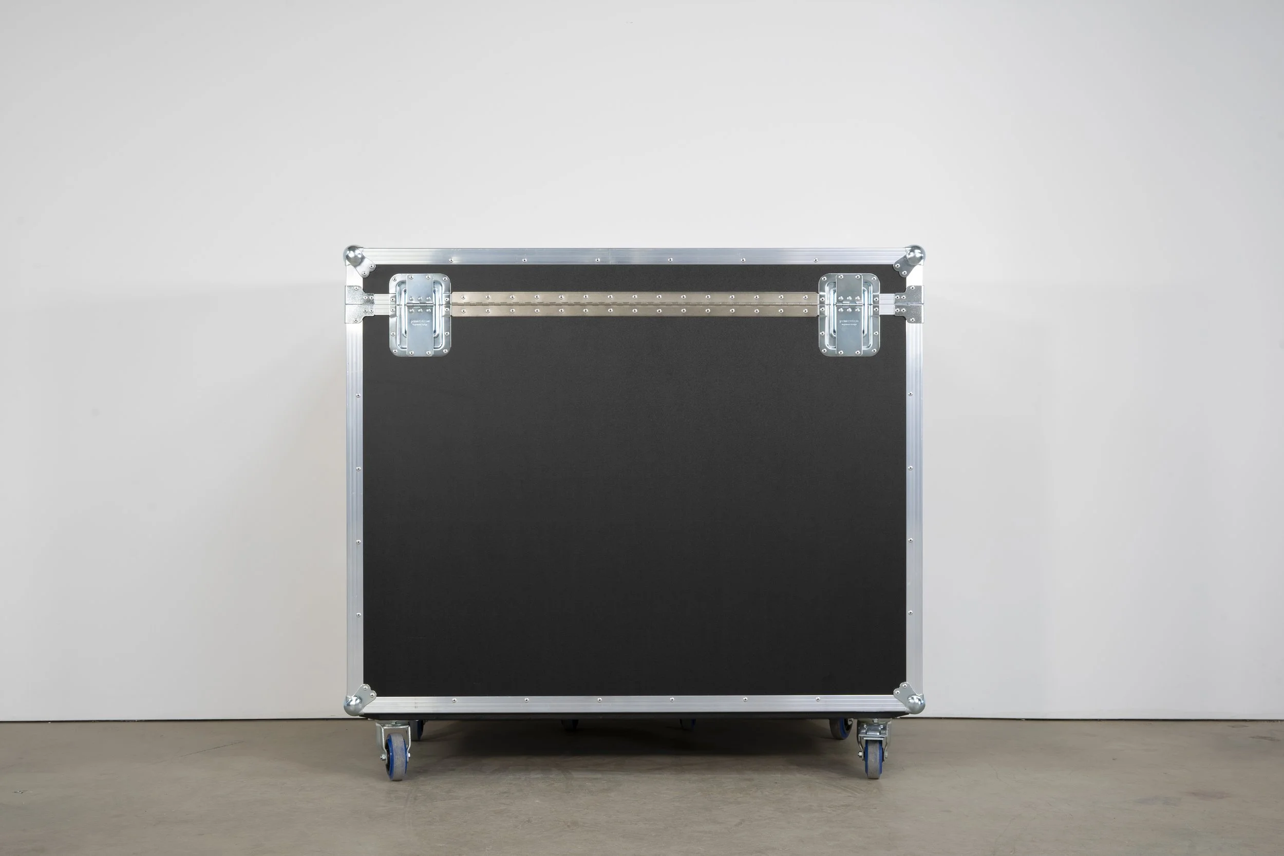 ev-evolve70-kit-dual-door-split-clamshell-12.jpg