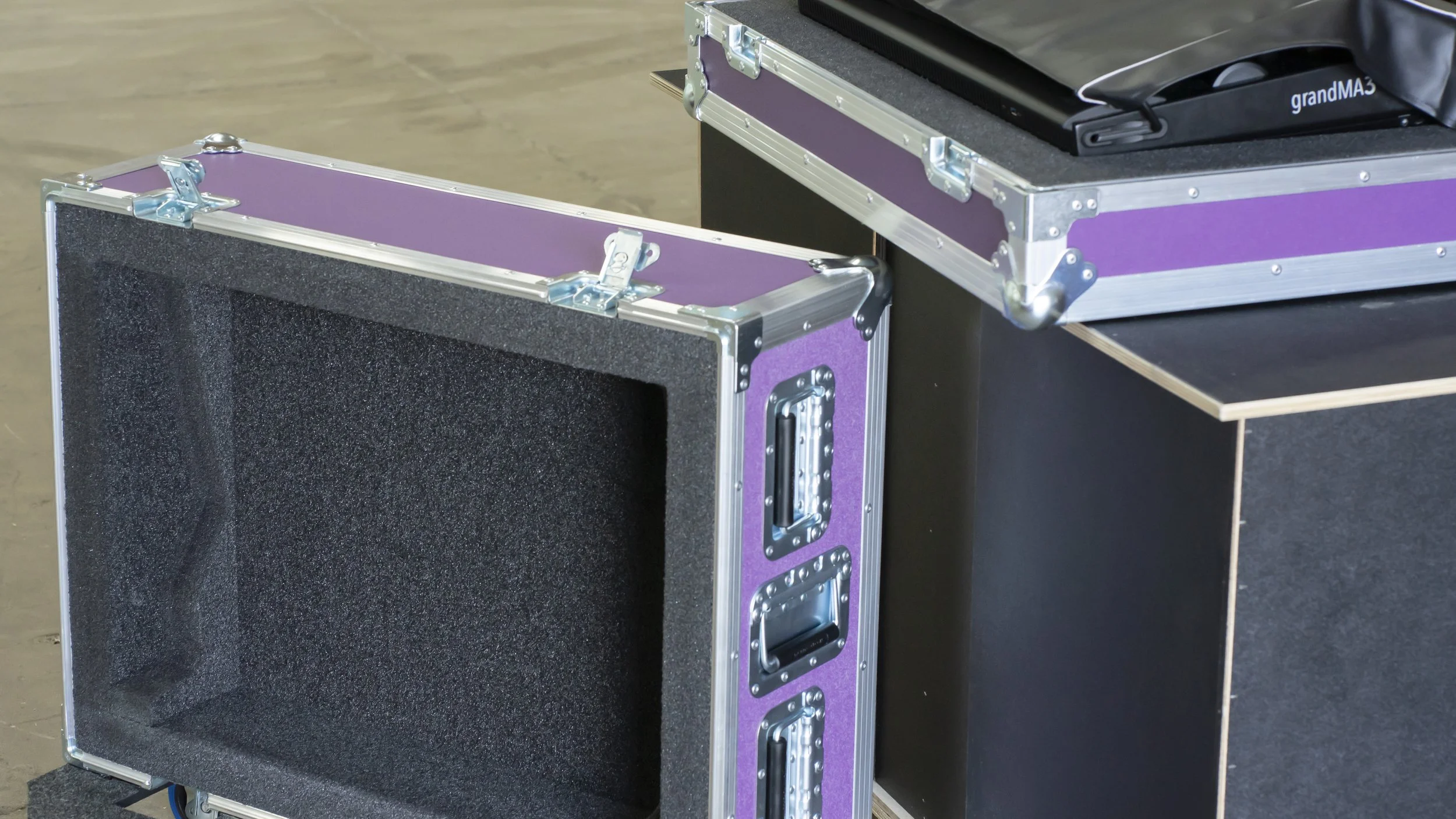 Copy of CASTERBOARD LID OFF ANGLE.jpg