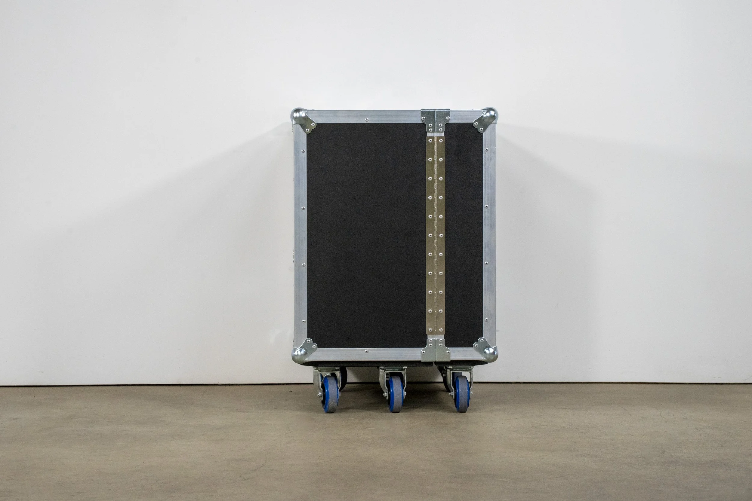 meyer-x40-clamshell-6.jpg