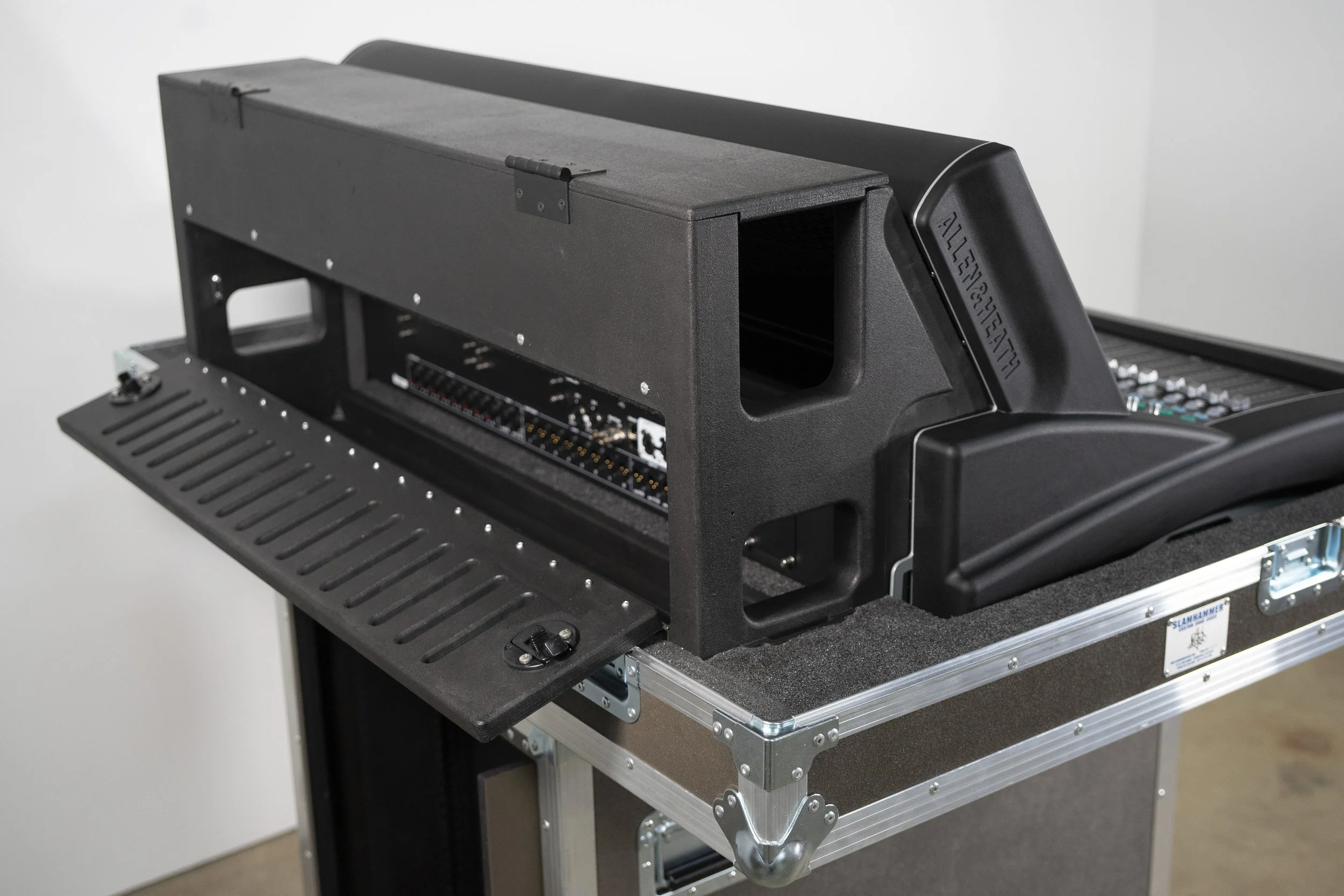 allen-heath-d-live-sd5000-split-caseover-5.jpg