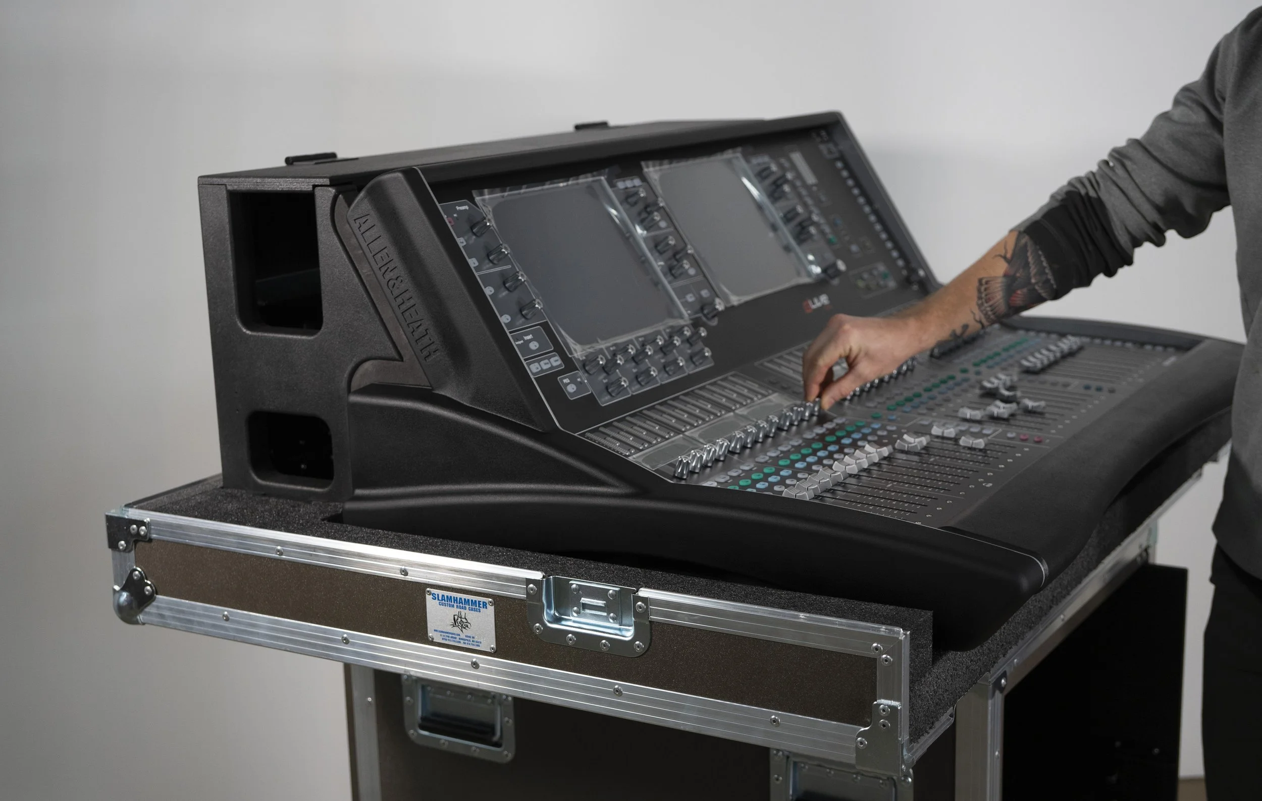 allen-heath-d-live-sd5000-split-caseover-17.jpg