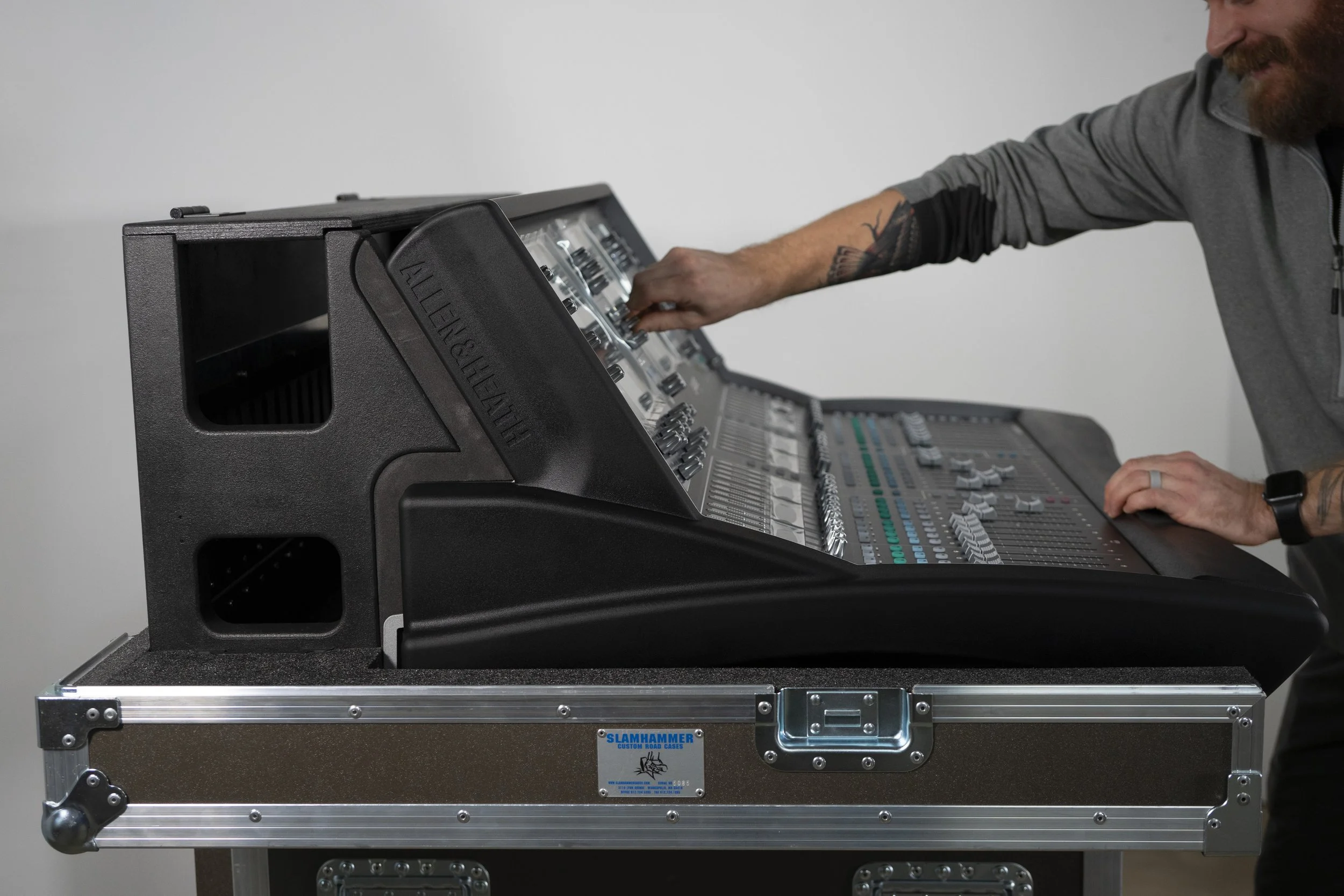 allen-heath-d-live-sd5000-split-caseover-22.jpg