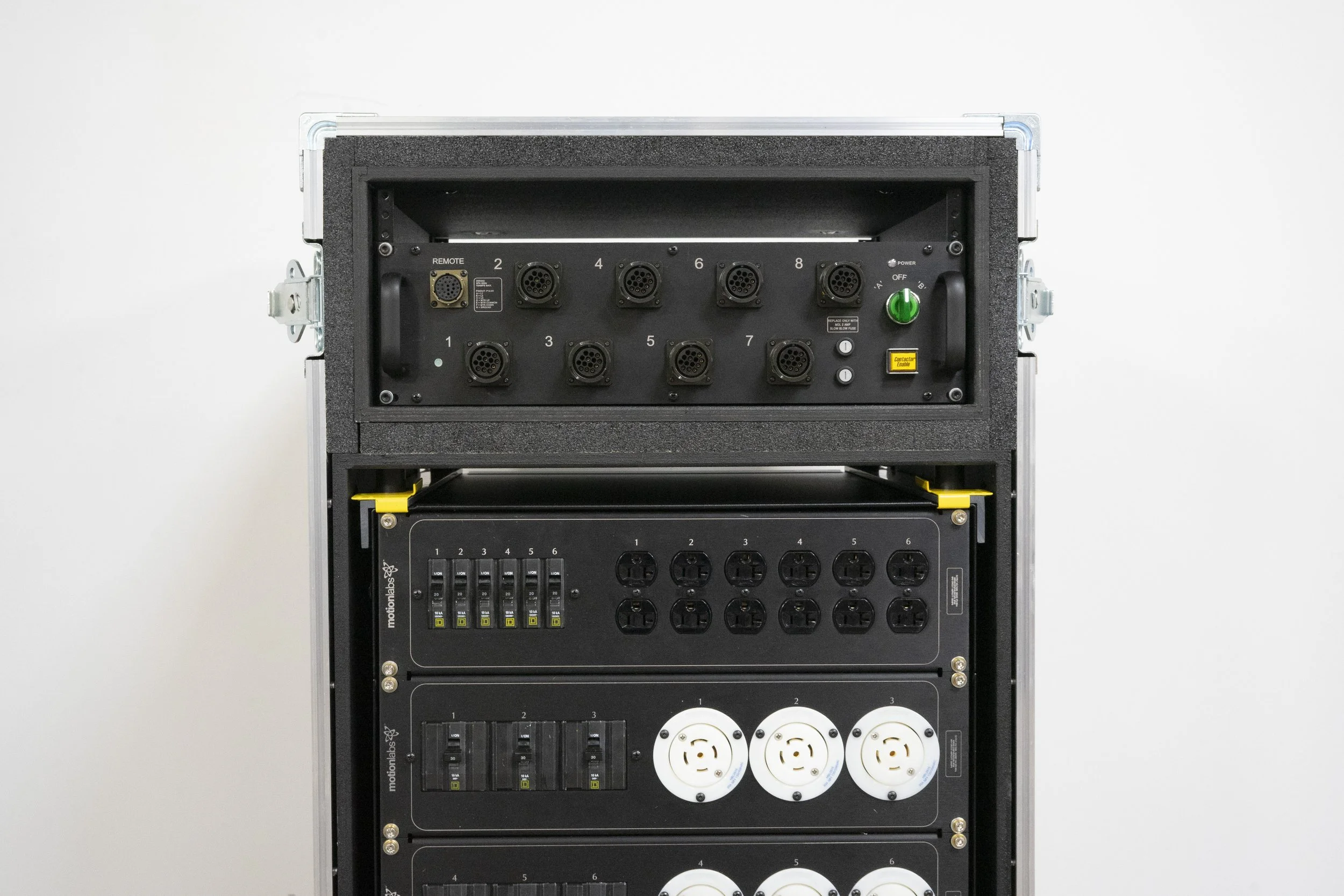 motor-control-distro-rack-dual-removable-lid-6(1).jpg