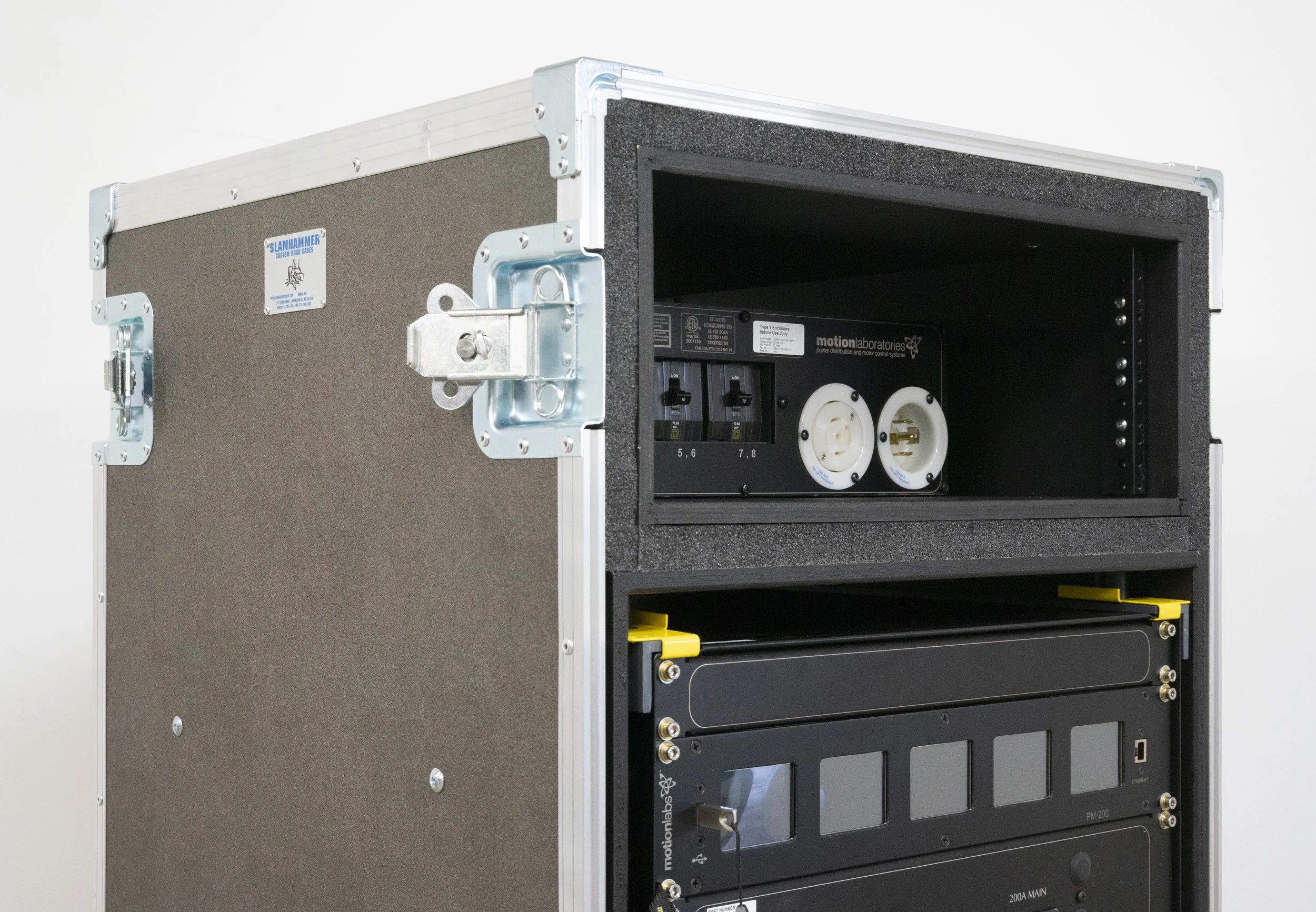 motor-control-distro-rack-dual-removable-lid-12(1).jpg