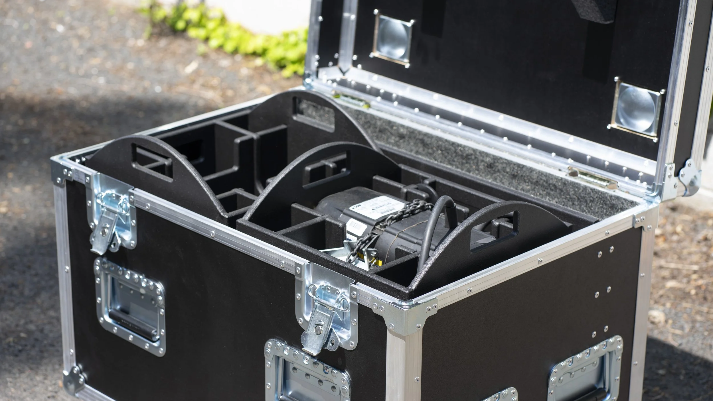 two-way-removable-motor-trunk-cm-prostar-14-ton-trunk-6(1).jpg