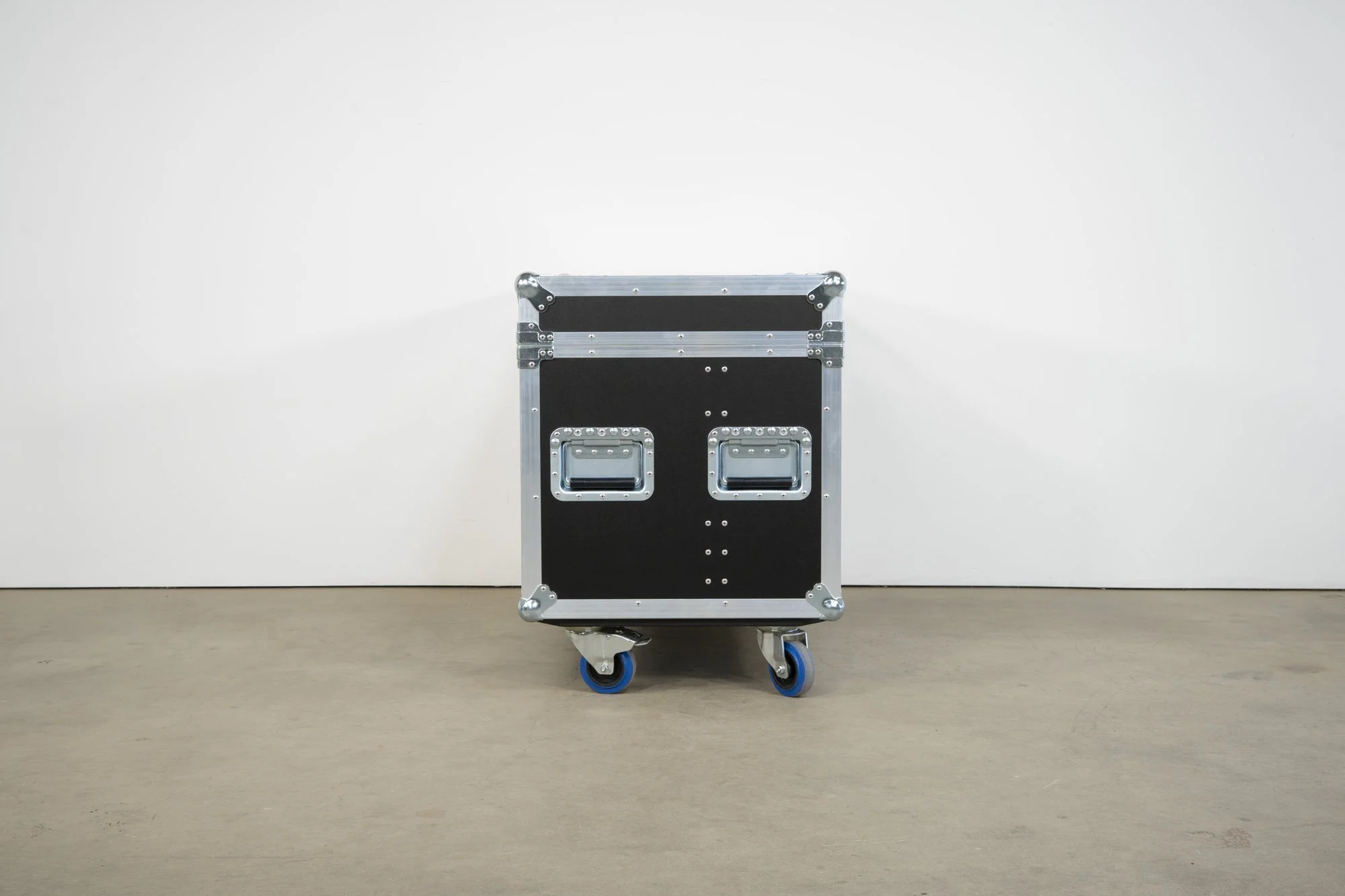 l-acoustics-x8-x8-2.jpg