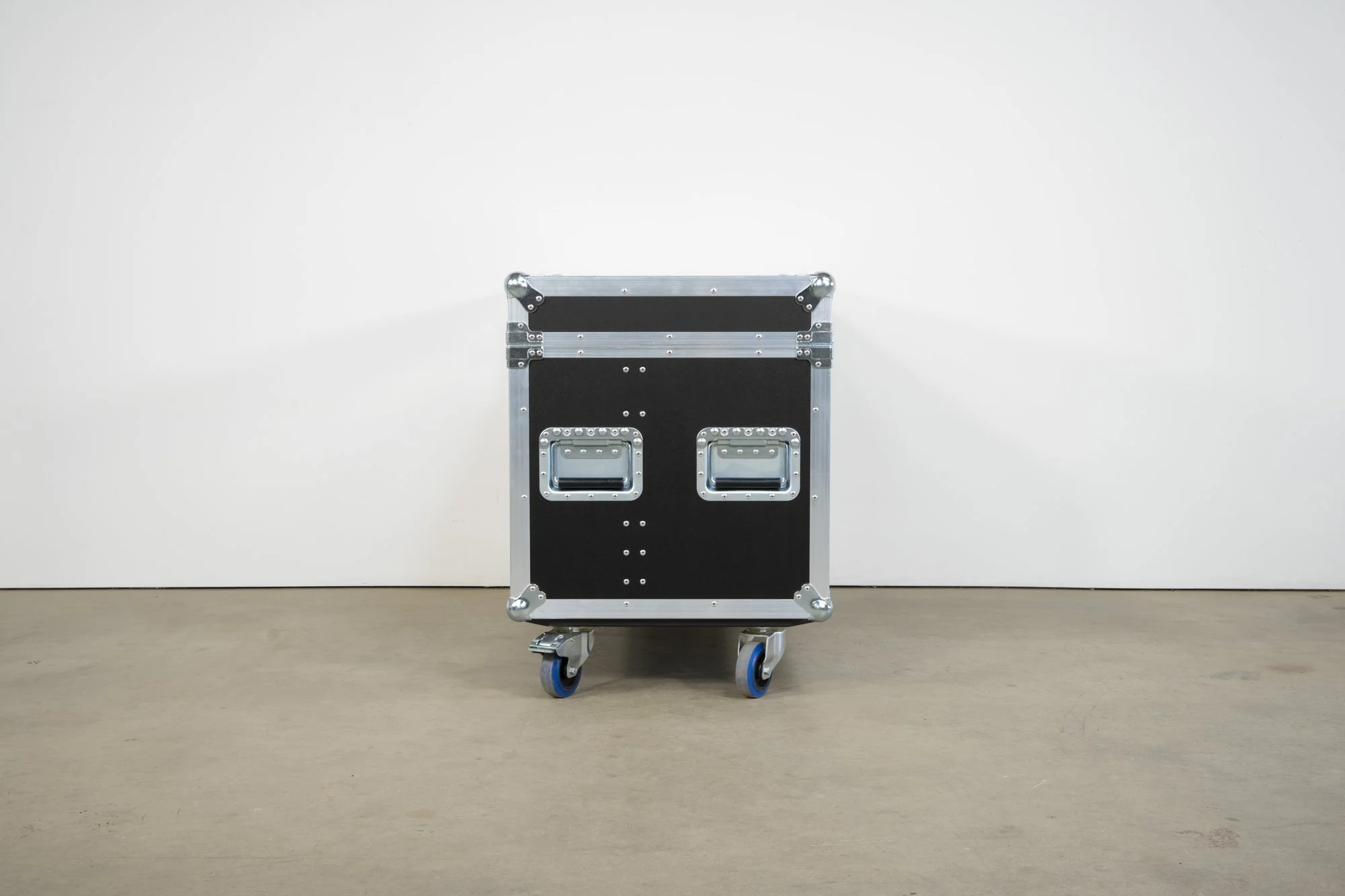 l-acoustics-x8-x8-4.jpg