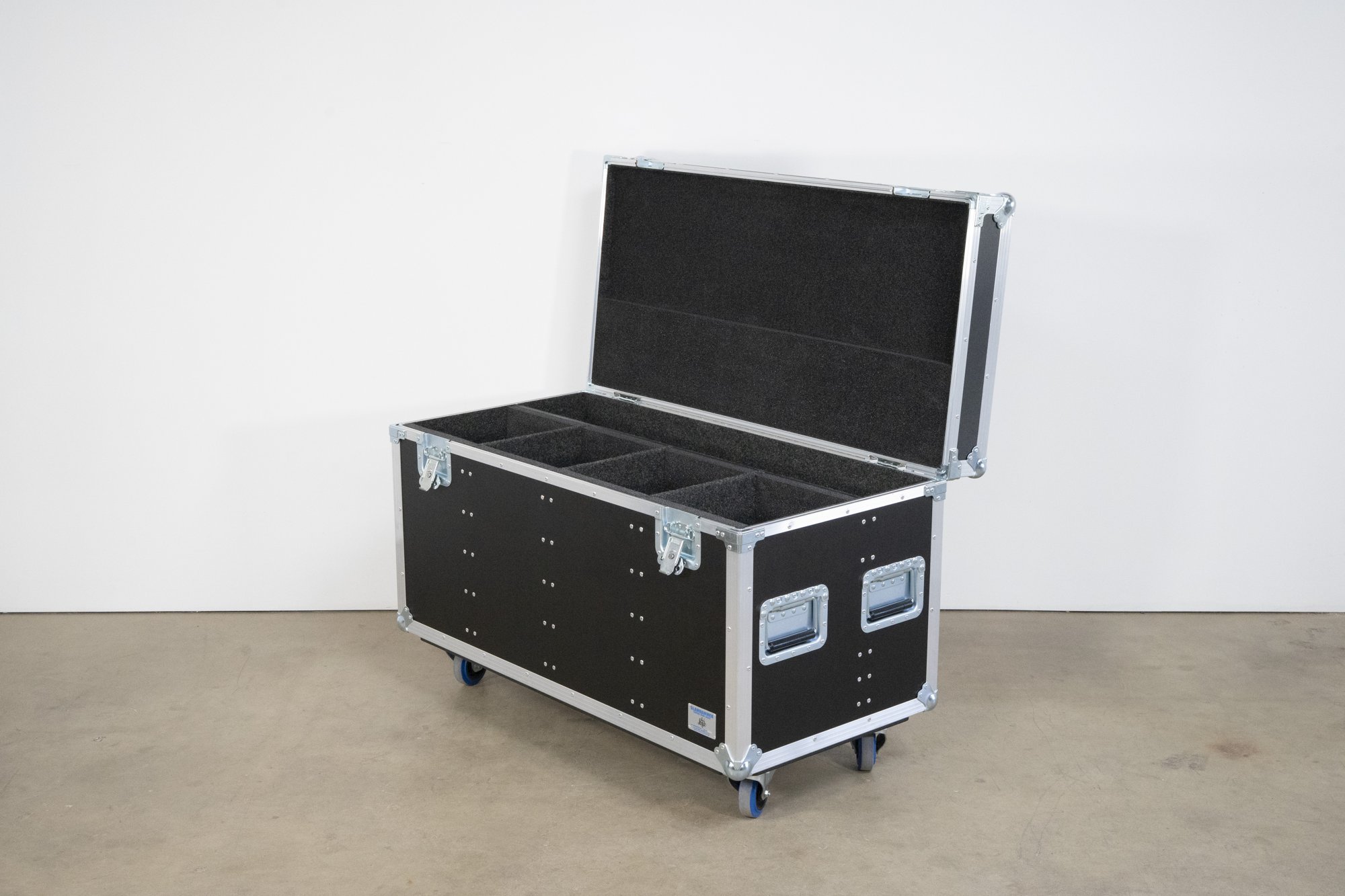l-acoustics-x8-x8-7.jpg