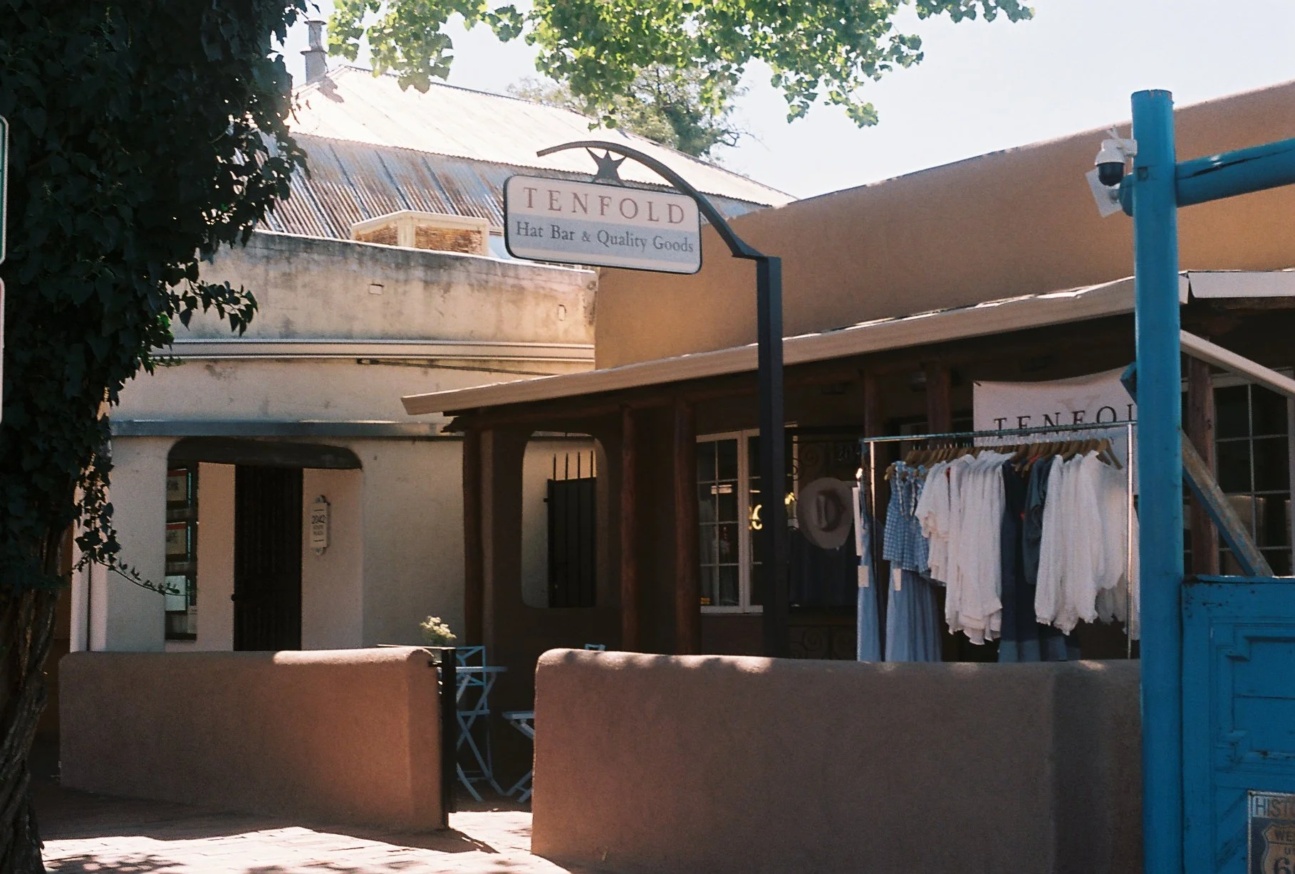 TENFOLD HAT BAR